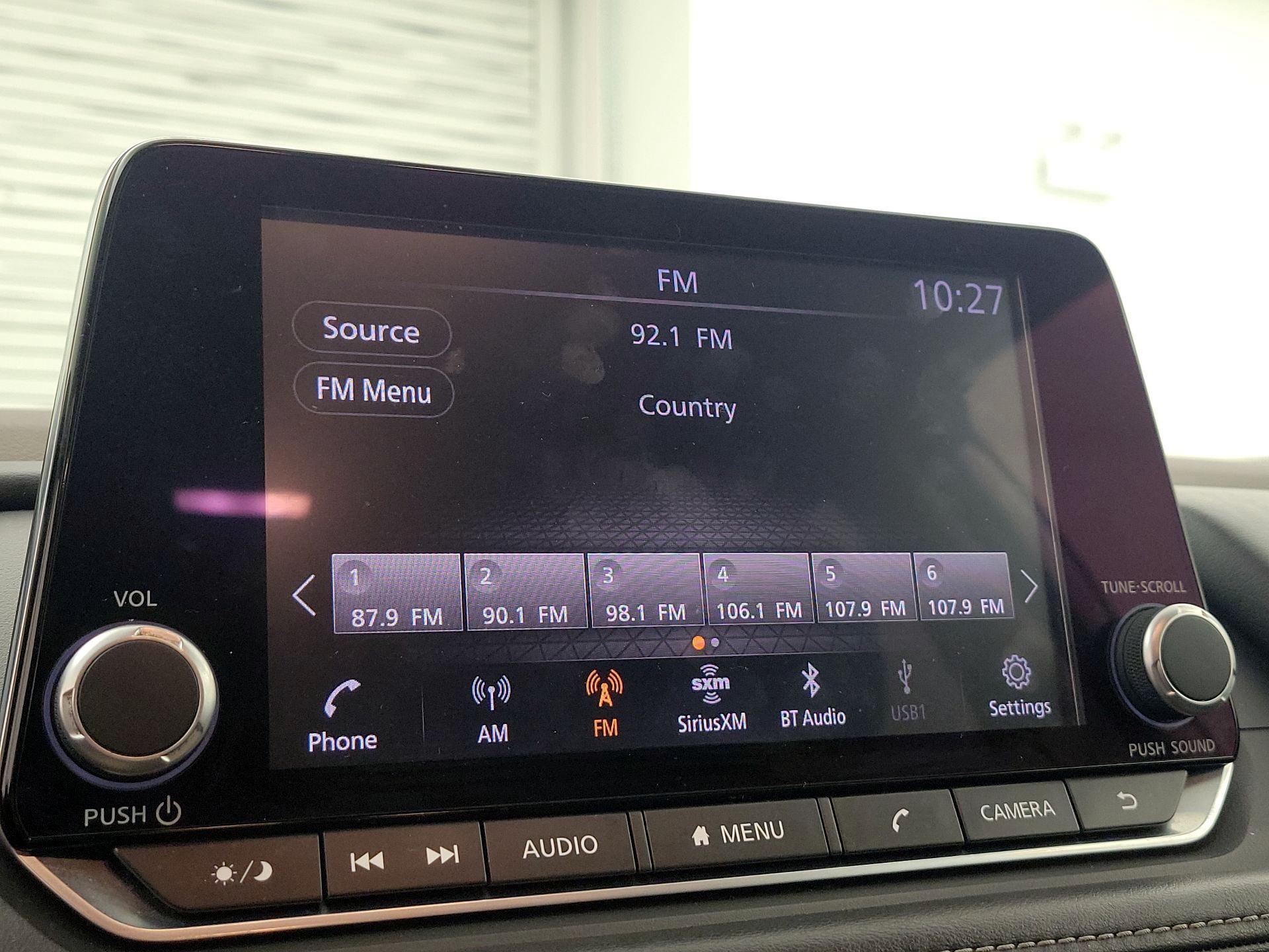 Thumbnail: 2022 Nissan Rogue - 15