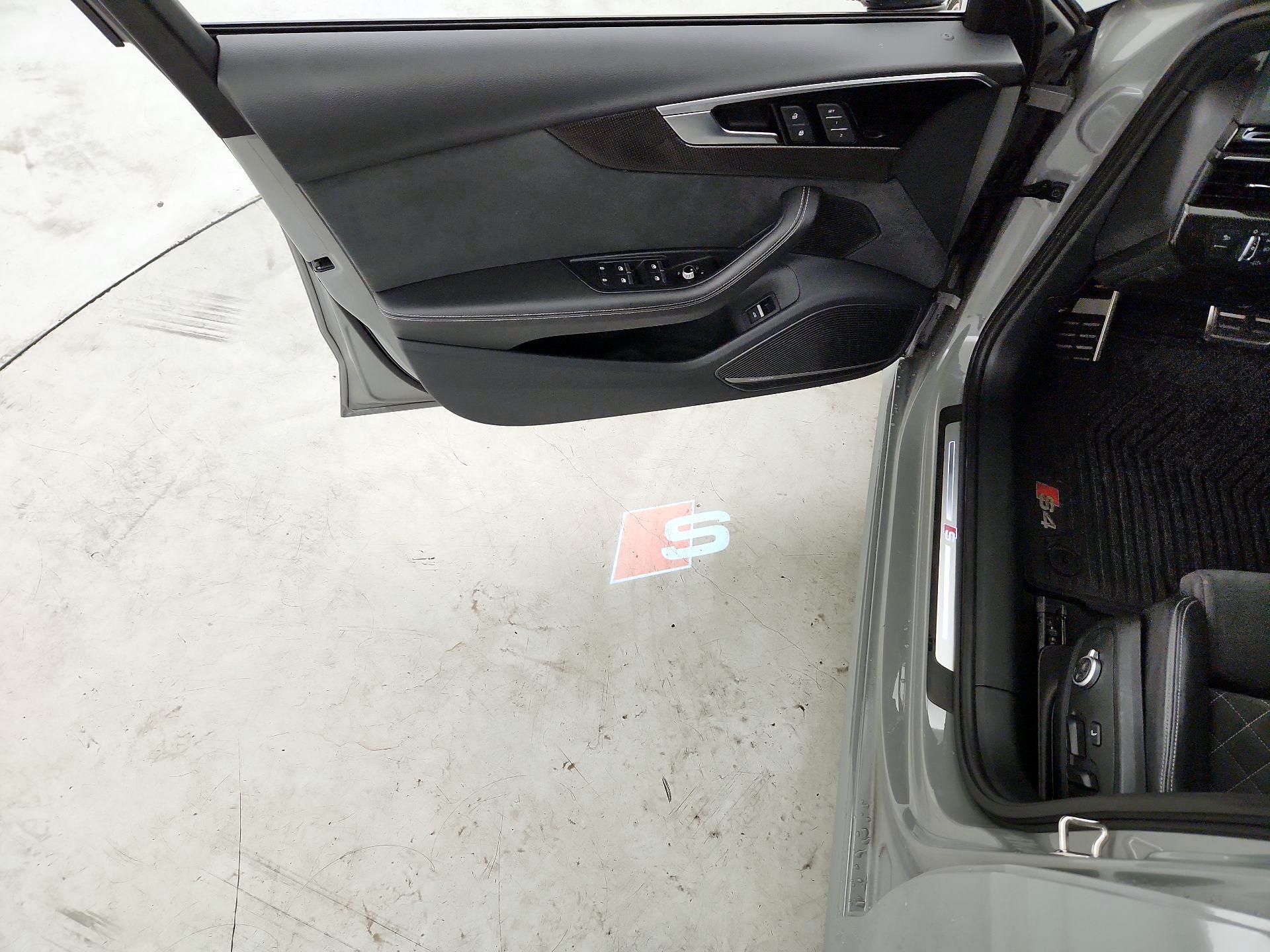 Thumbnail: 2022 Audi S4 - 12