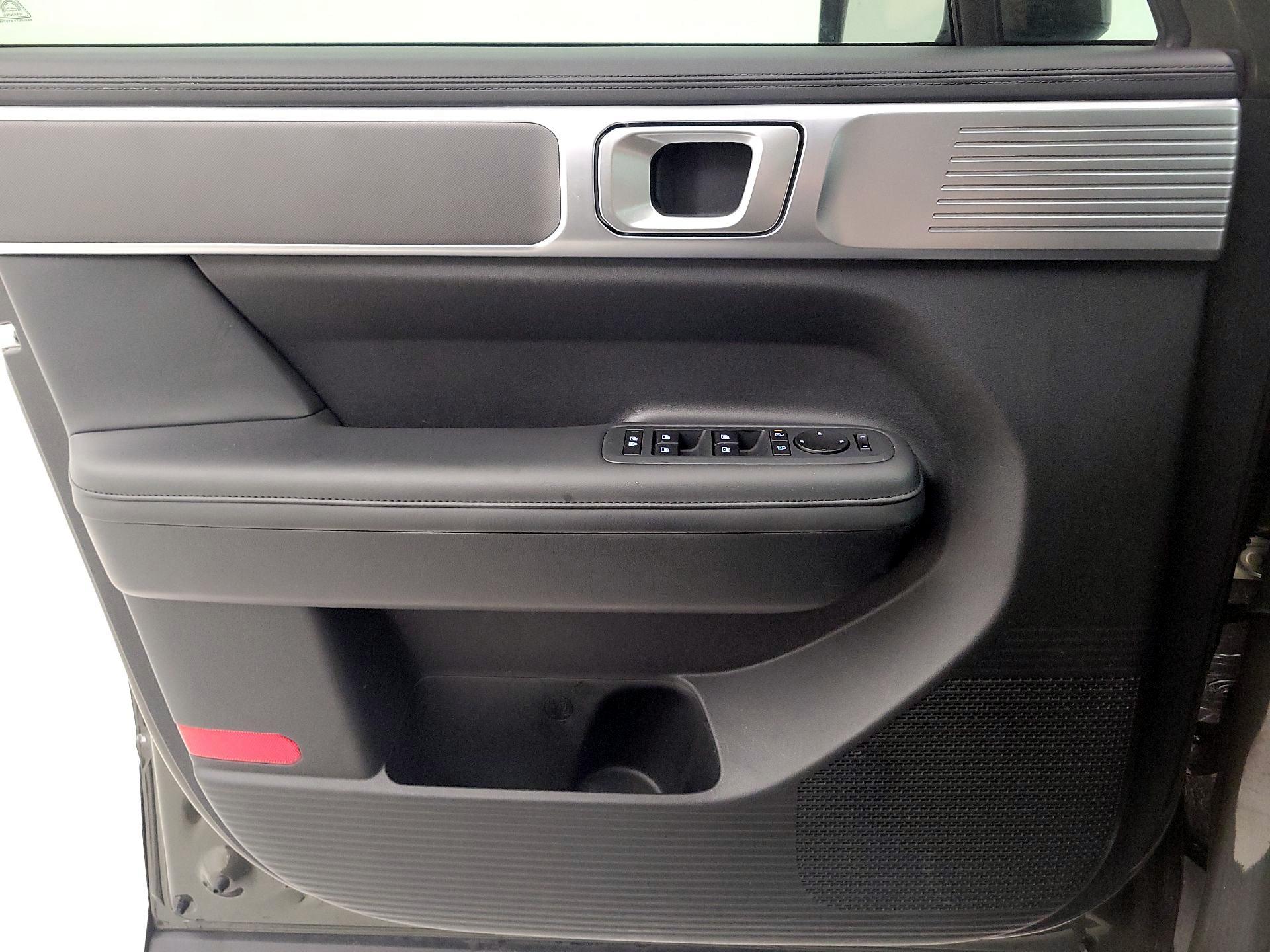 Thumbnail: 2024 Hyundai Santa Fe - 12