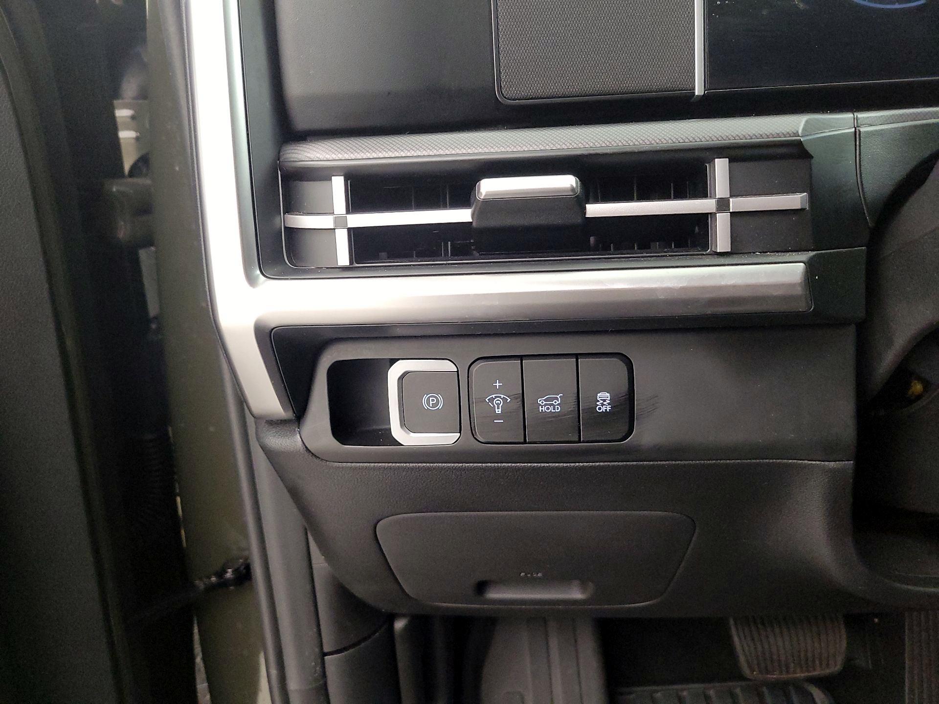 Thumbnail: 2024 Hyundai Santa Fe - 13