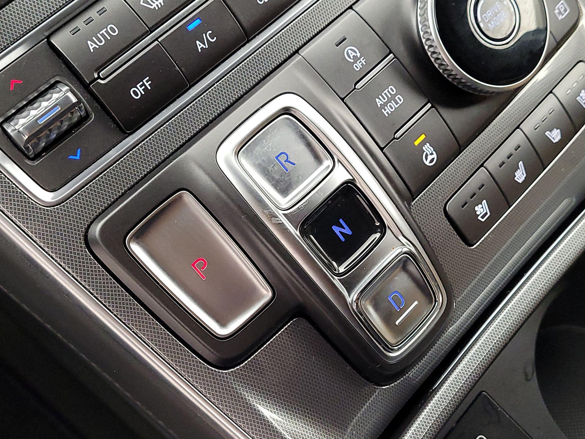 Thumbnail: 2023 Hyundai Santa Fe - 17