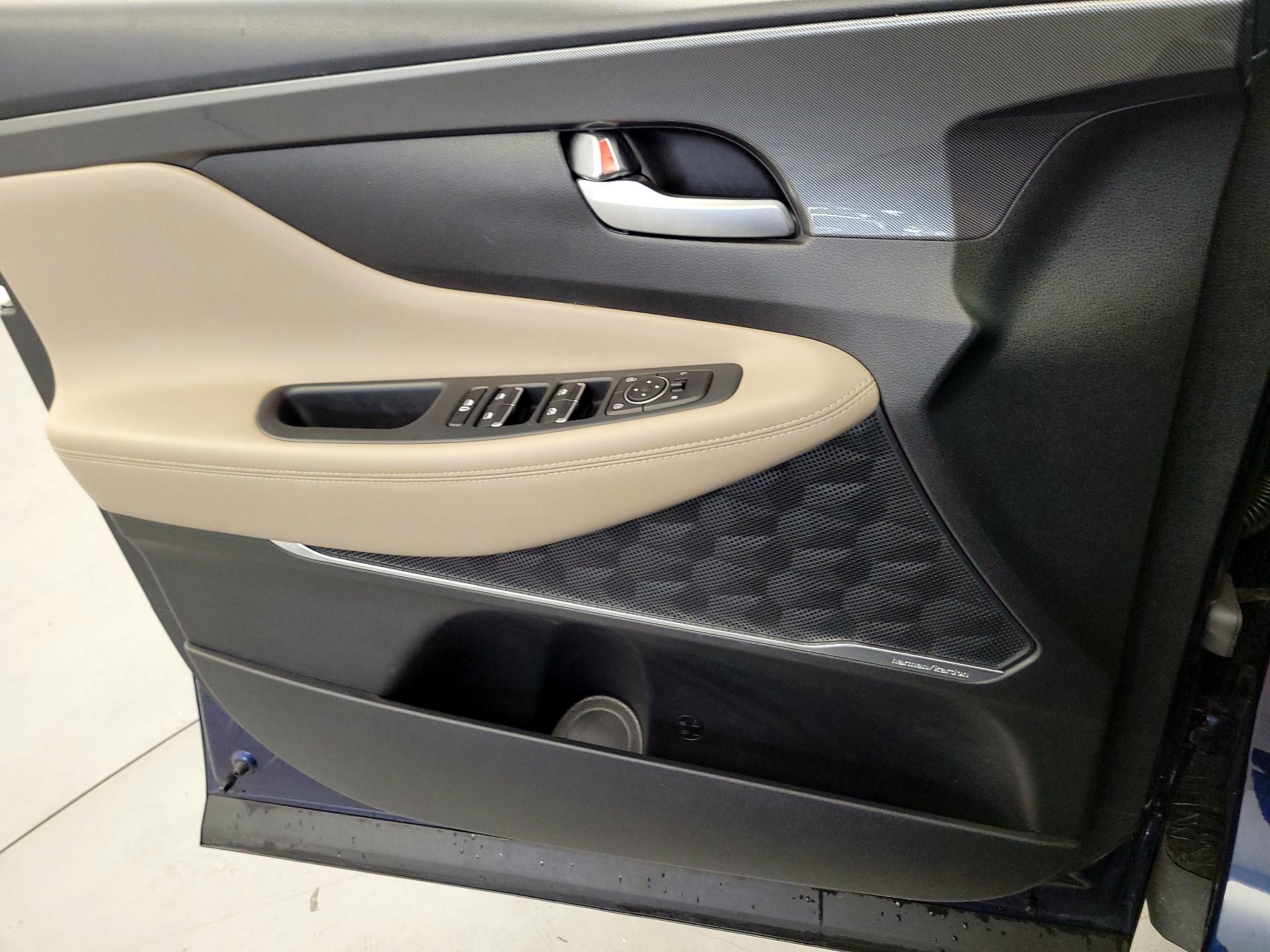 Thumbnail: 2022 Hyundai Santa Fe - 12