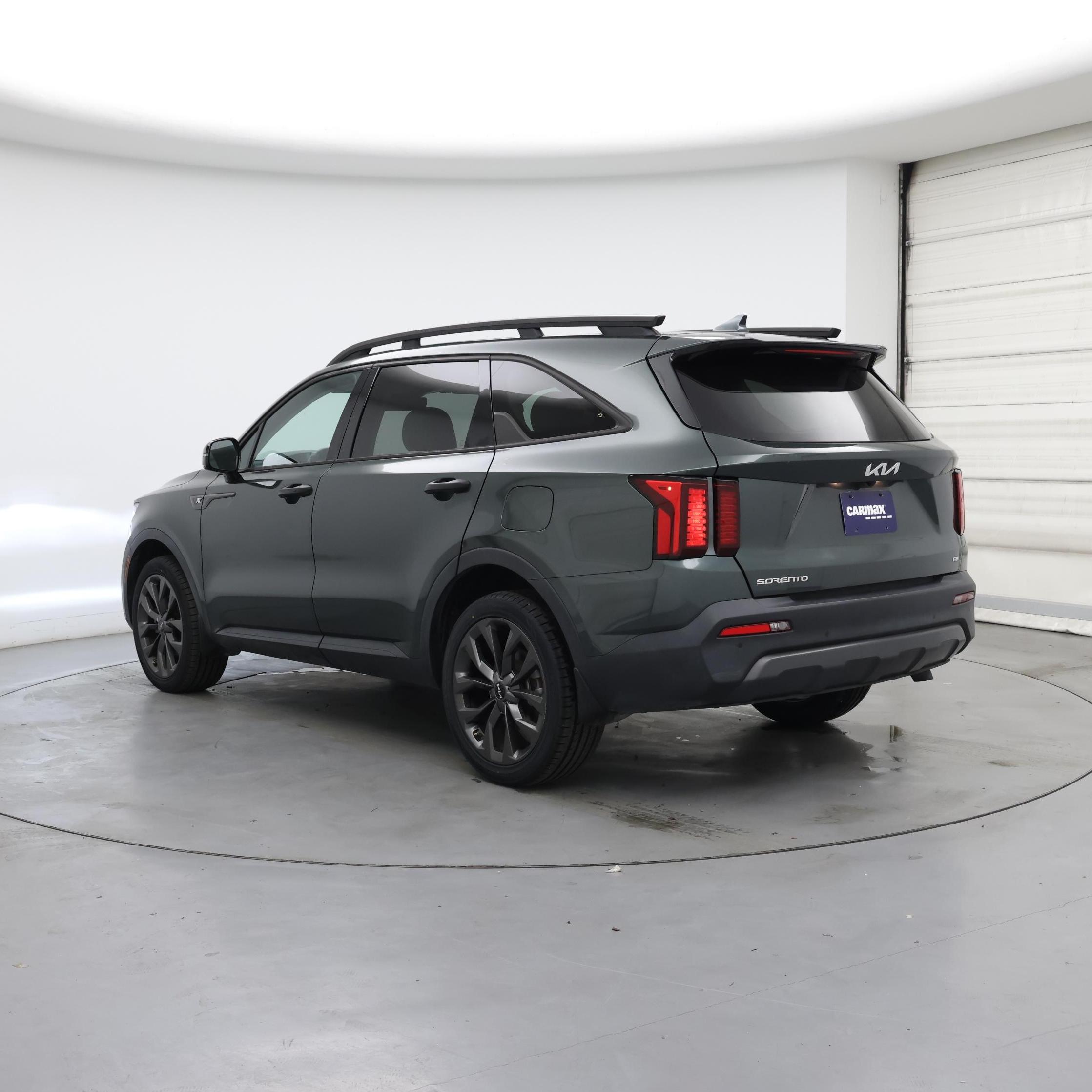 Thumbnail: 2023 Kia Sorento - 2