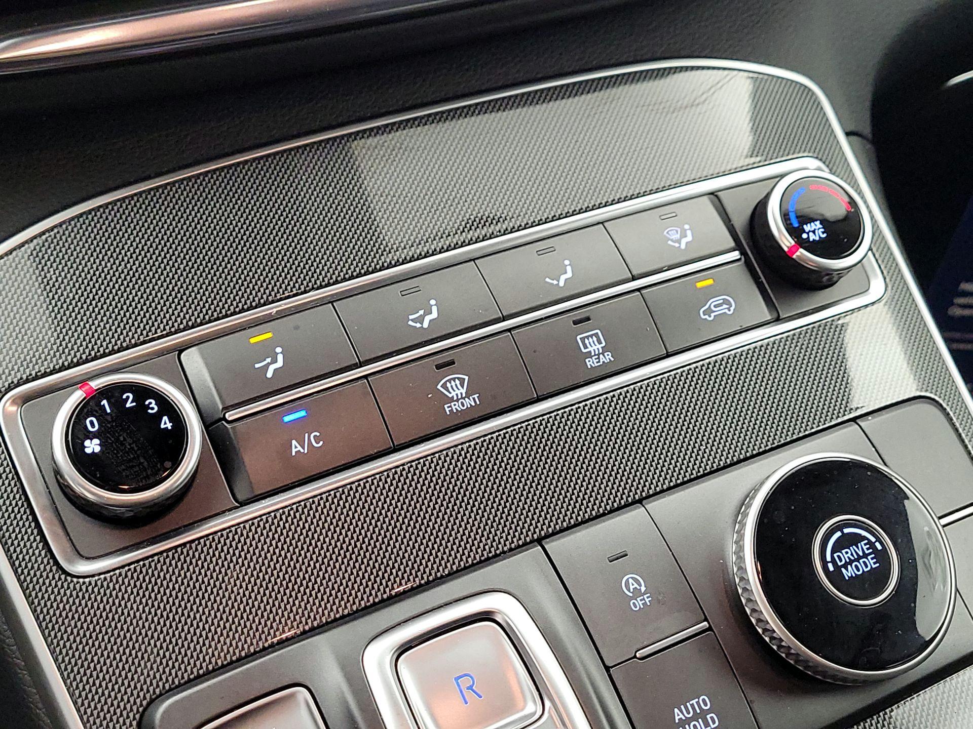 Thumbnail: 2023 Hyundai Santa Fe - 16