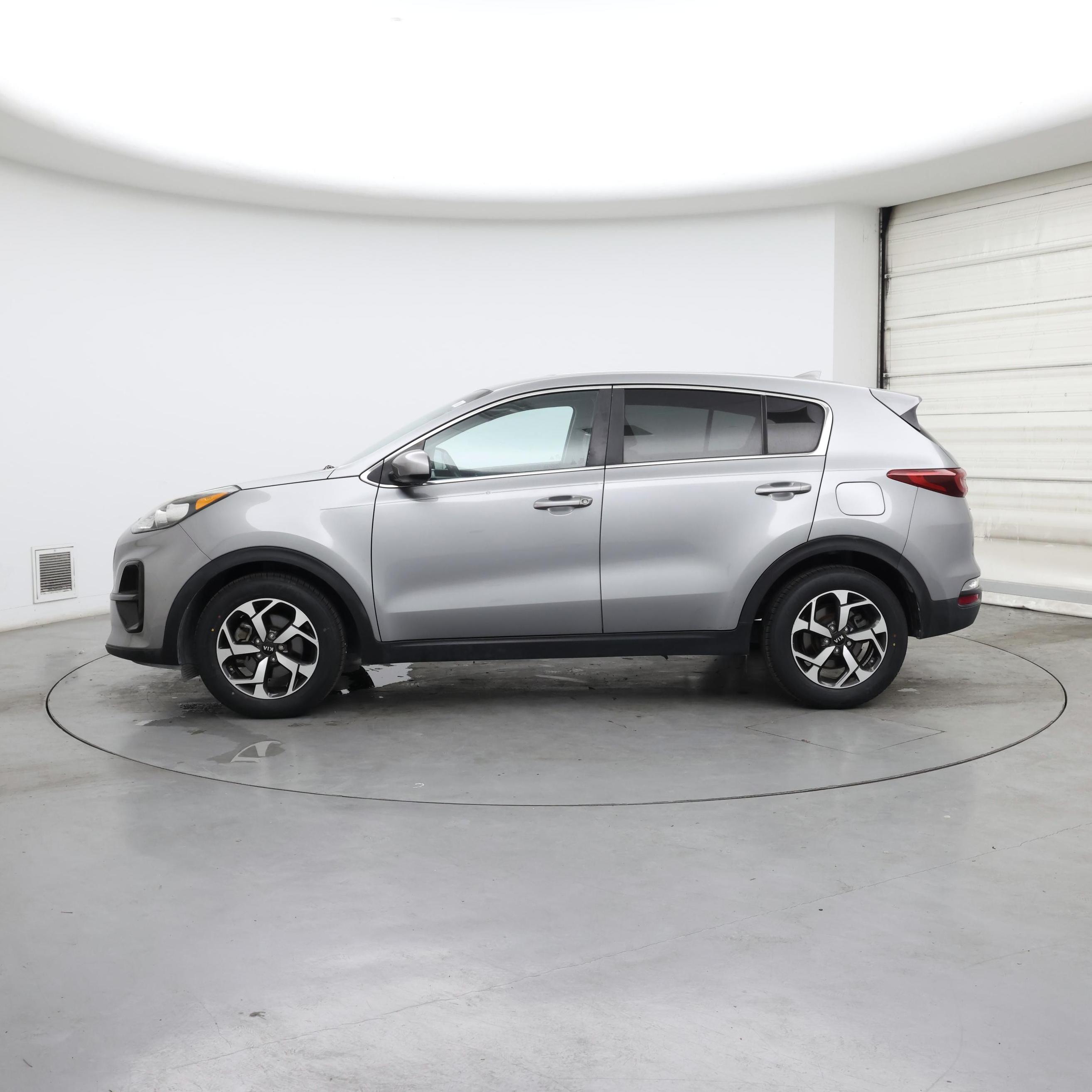 Thumbnail: 2021 Kia Sportage - 3