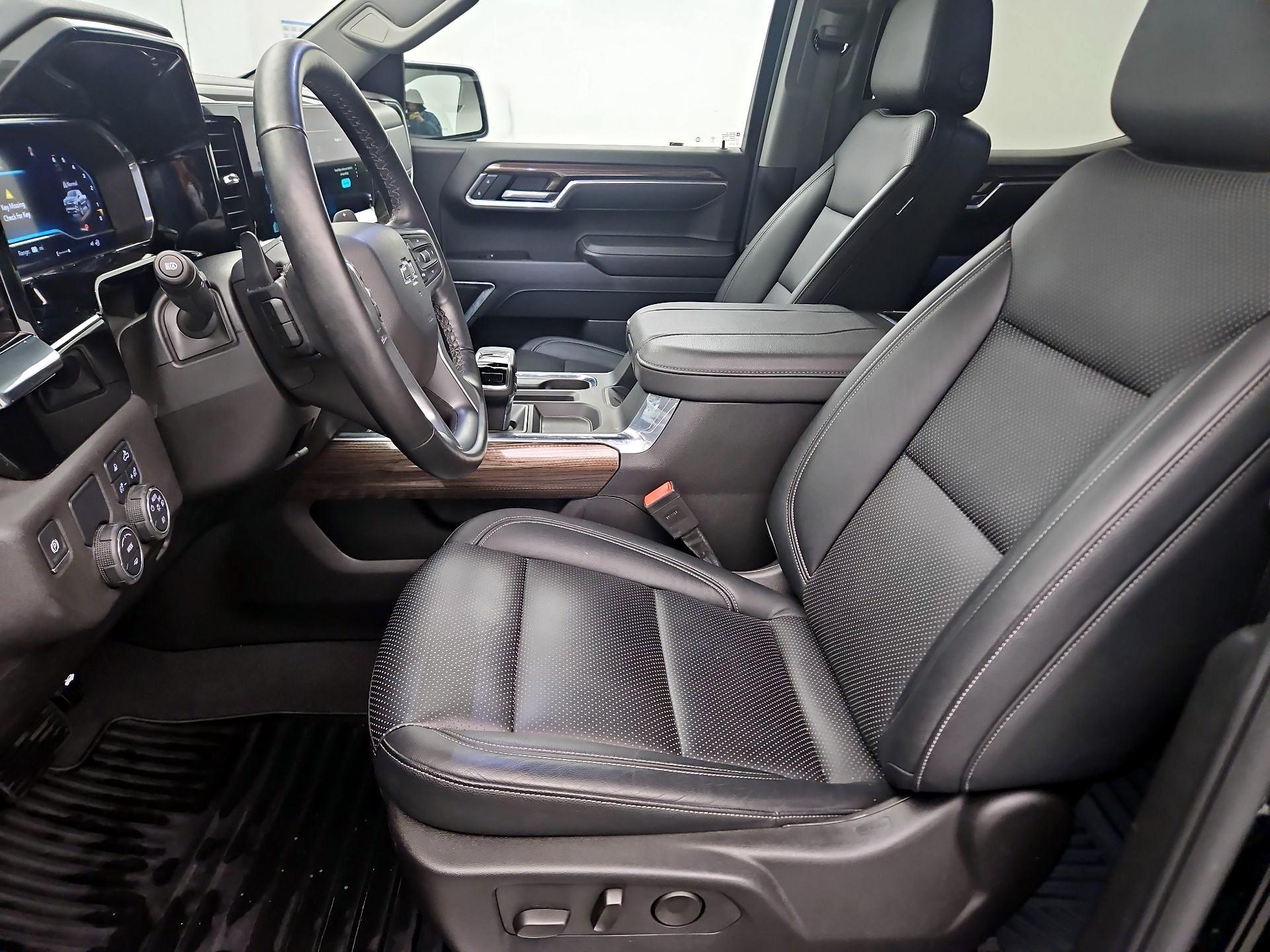 Thumbnail: 2025 Chevrolet Silverado 1500 - 11