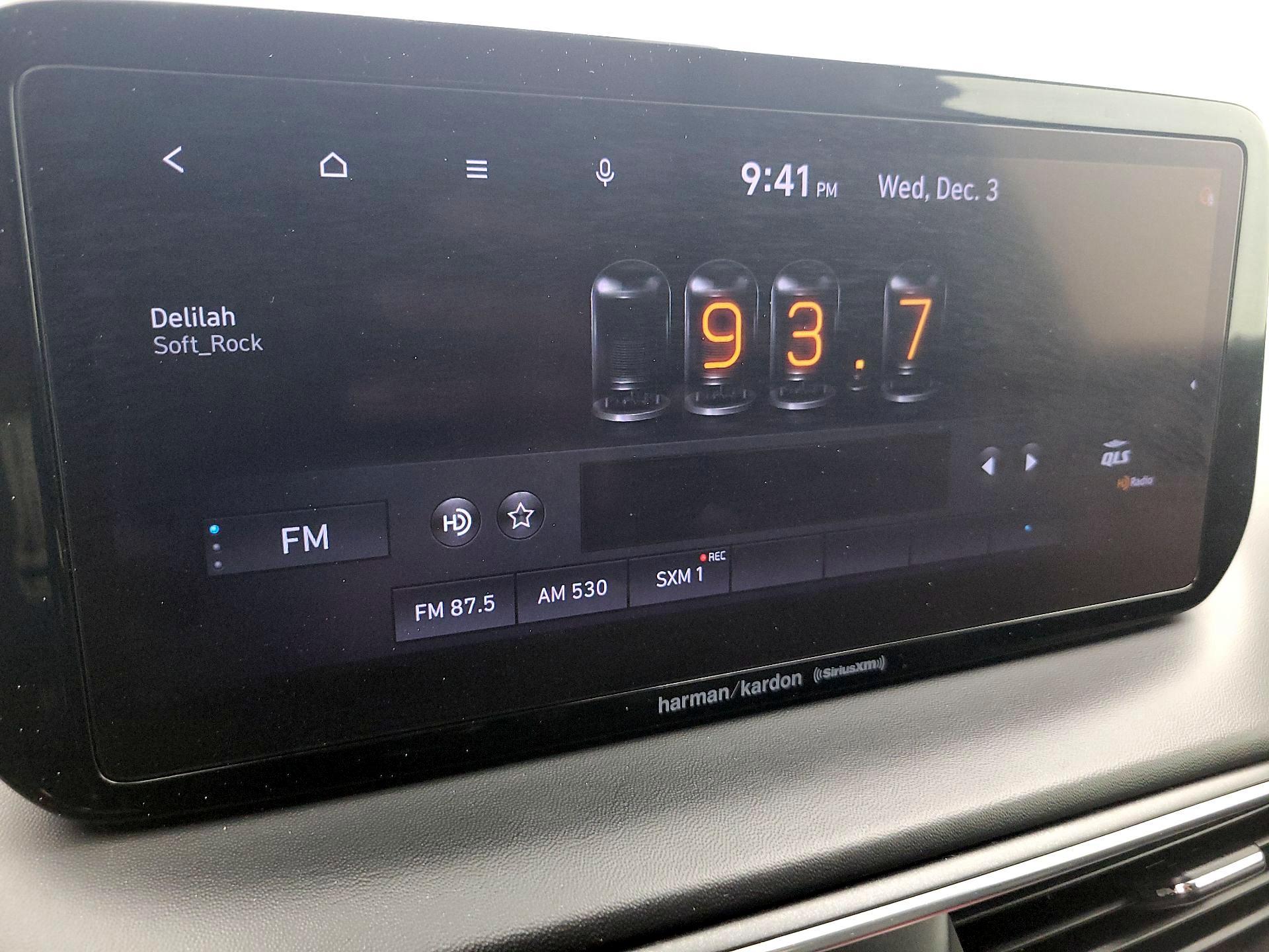 Thumbnail: 2021 Hyundai Santa Fe - 16