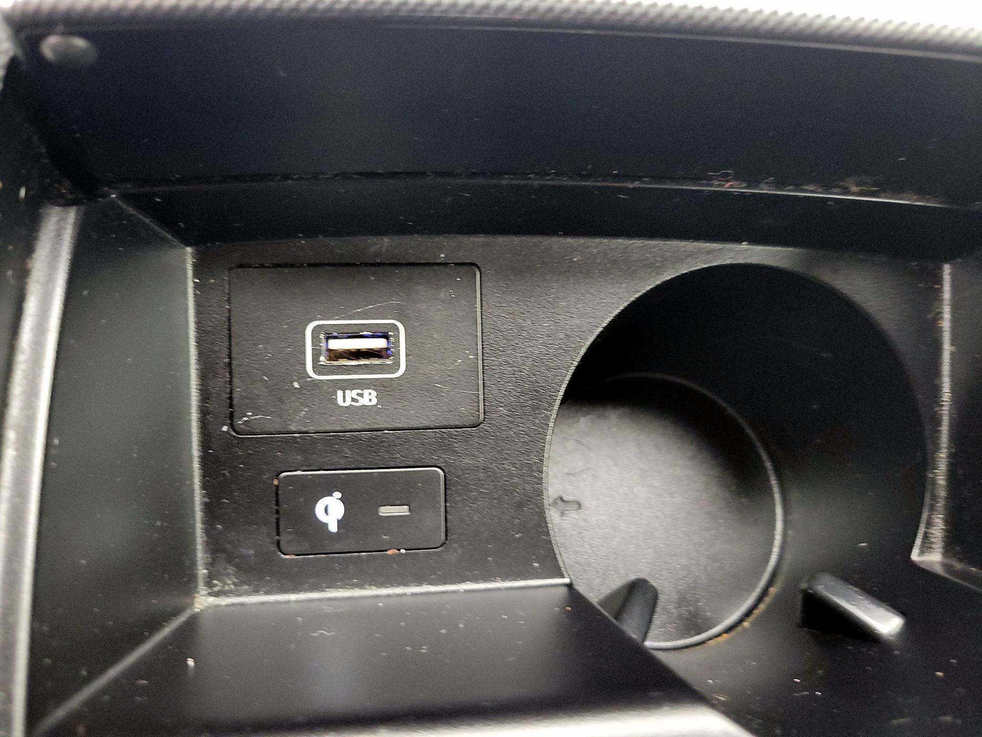 Thumbnail: 2021 Hyundai Santa Fe - 19