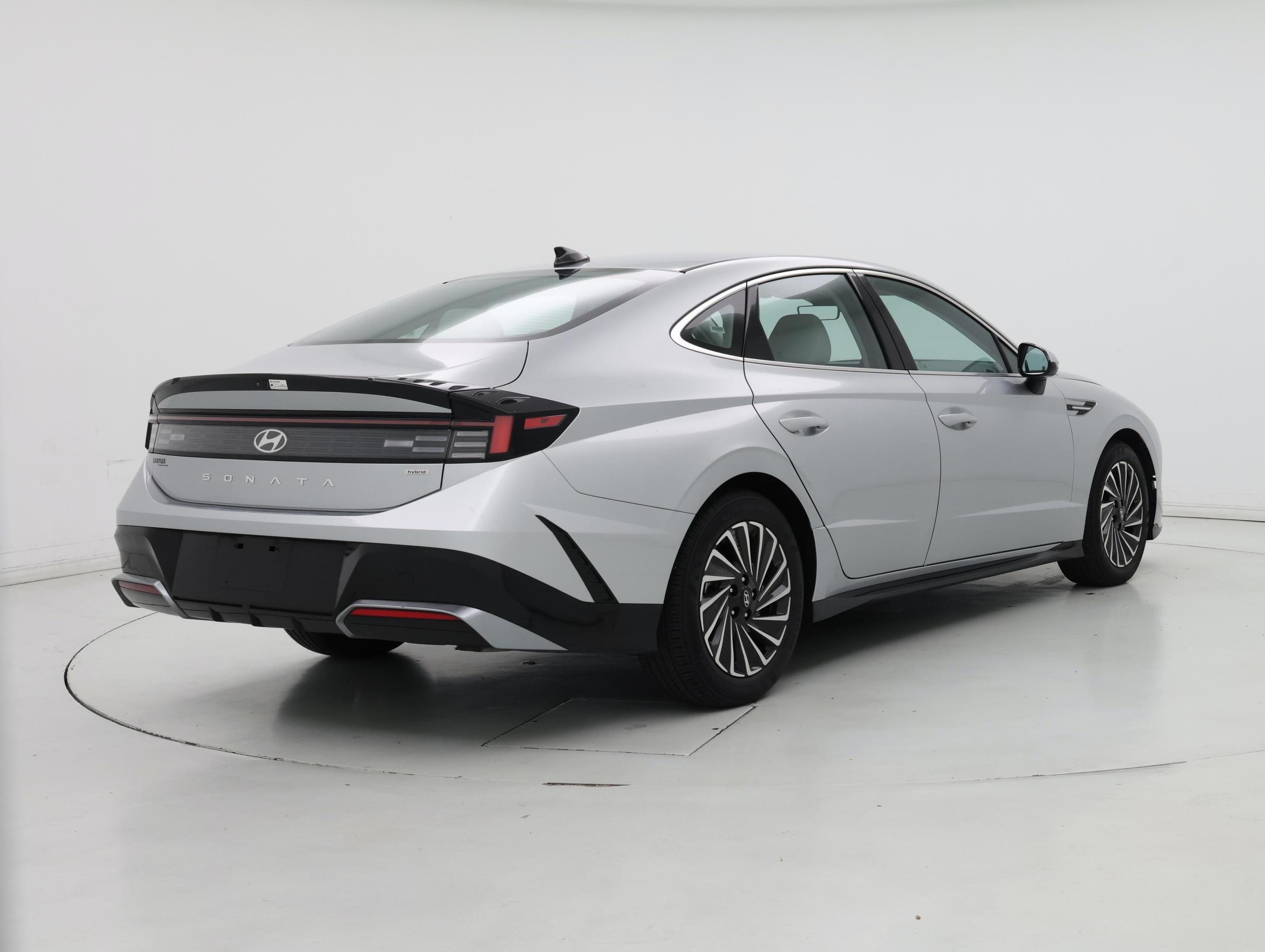 Thumbnail: 2024 Hyundai Sonata - 8