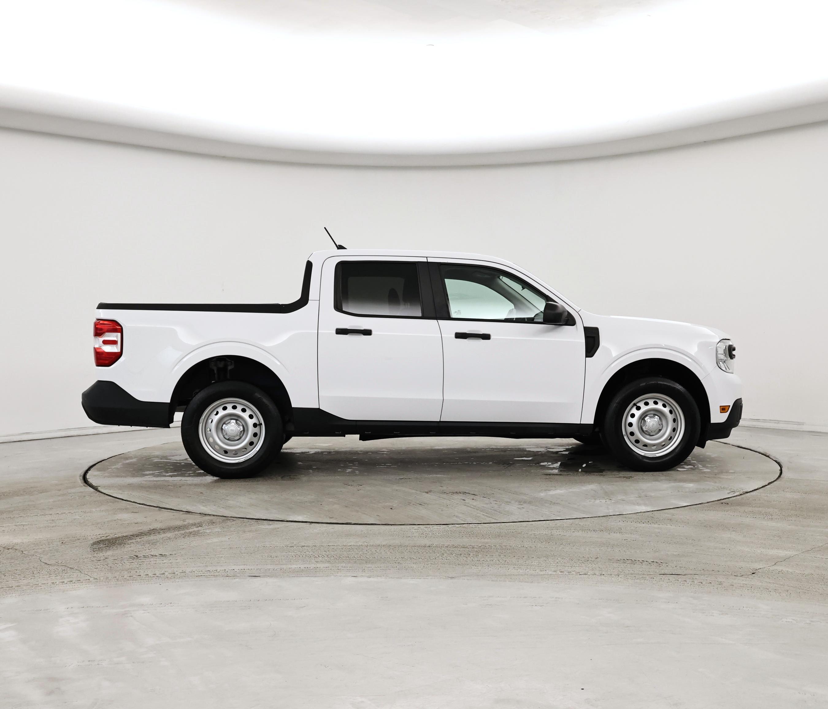 Thumbnail: 2022 Ford Maverick - 7