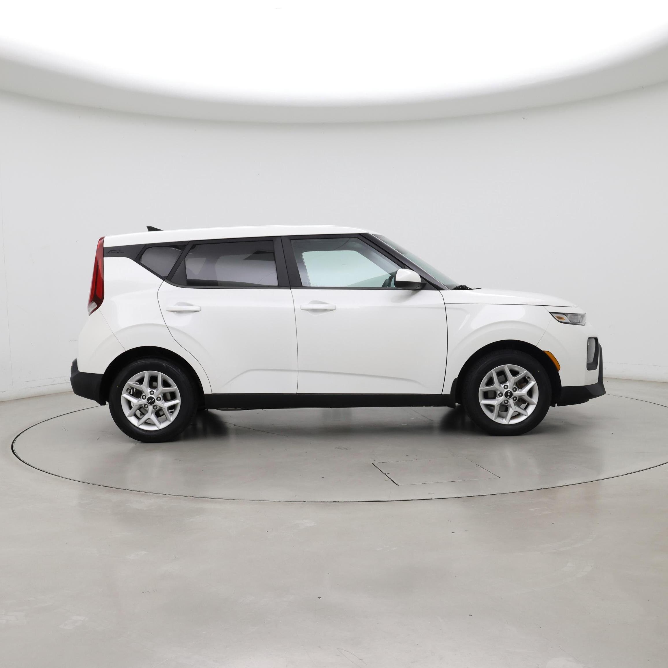 Thumbnail: 2022 Kia Soul - 7