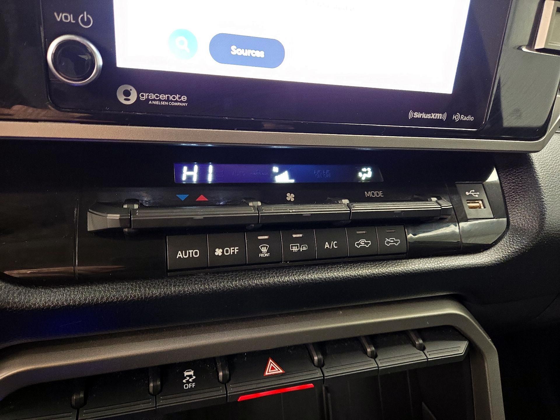 Thumbnail: 2023 Toyota Tundra - 16