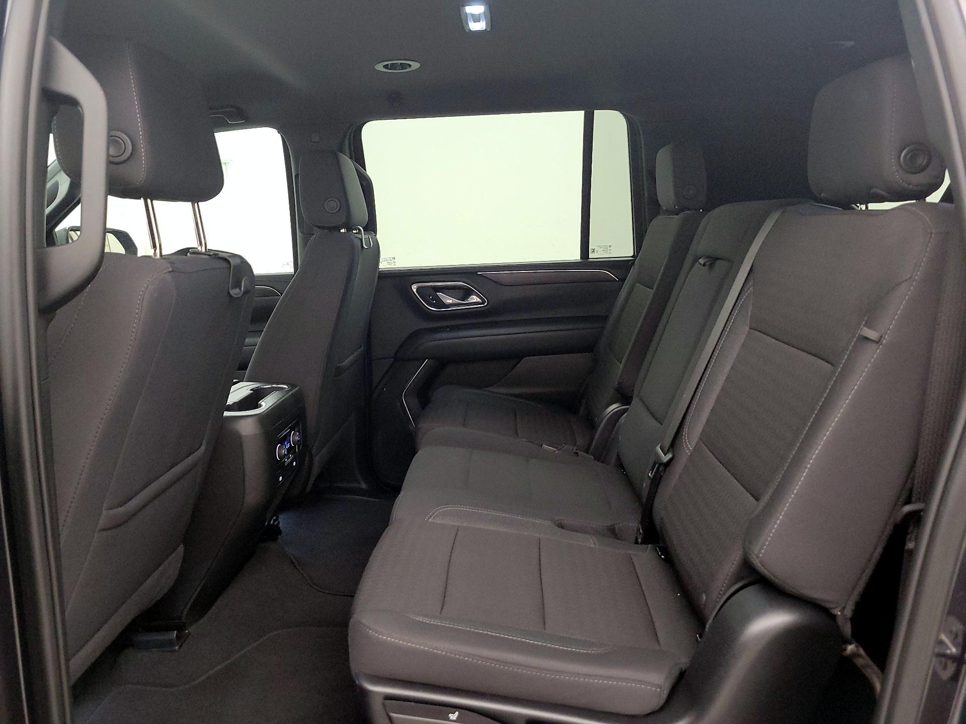 Thumbnail: 2024 Chevrolet Suburban - 19