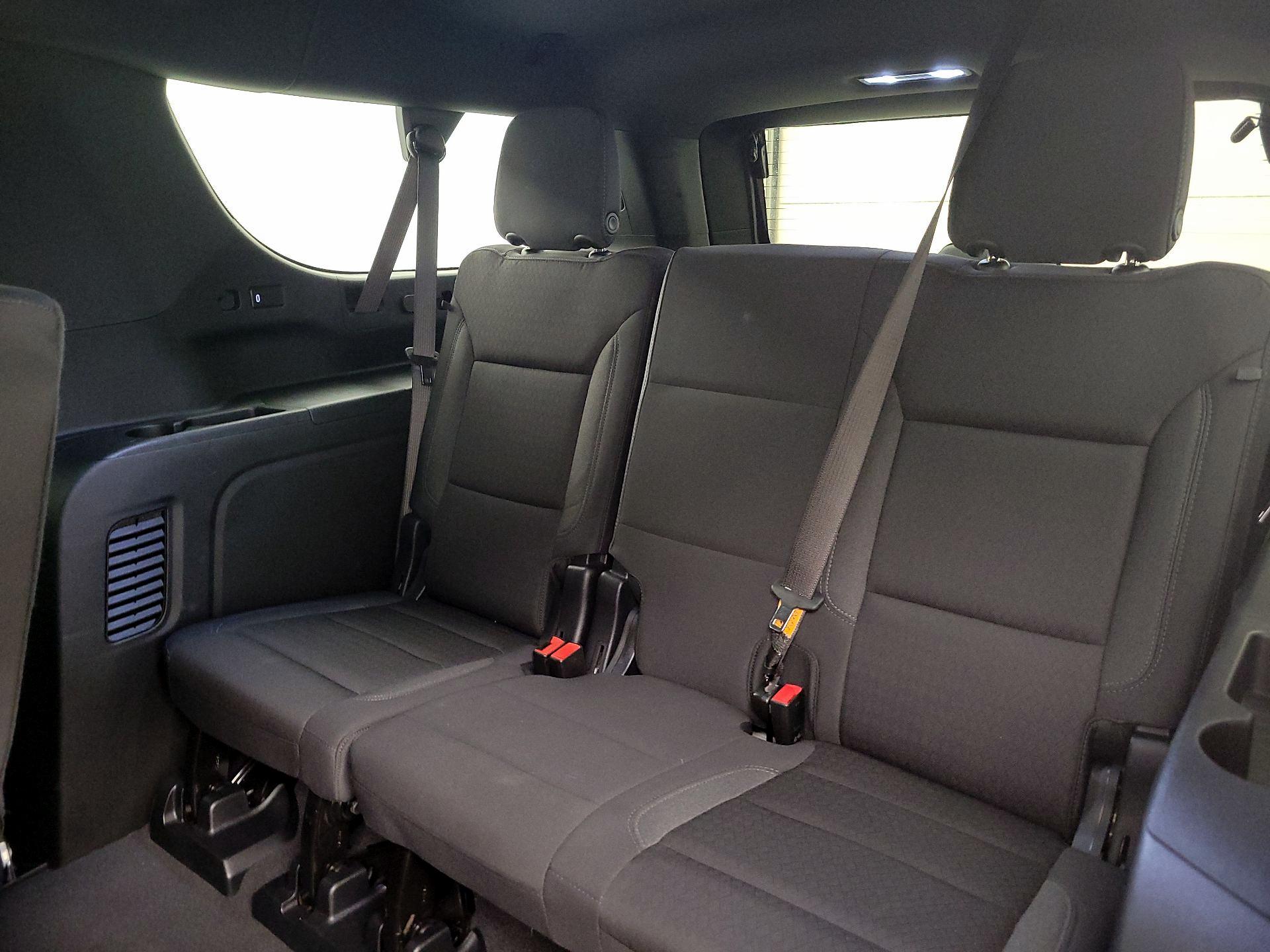 Thumbnail: 2024 Chevrolet Suburban - 20