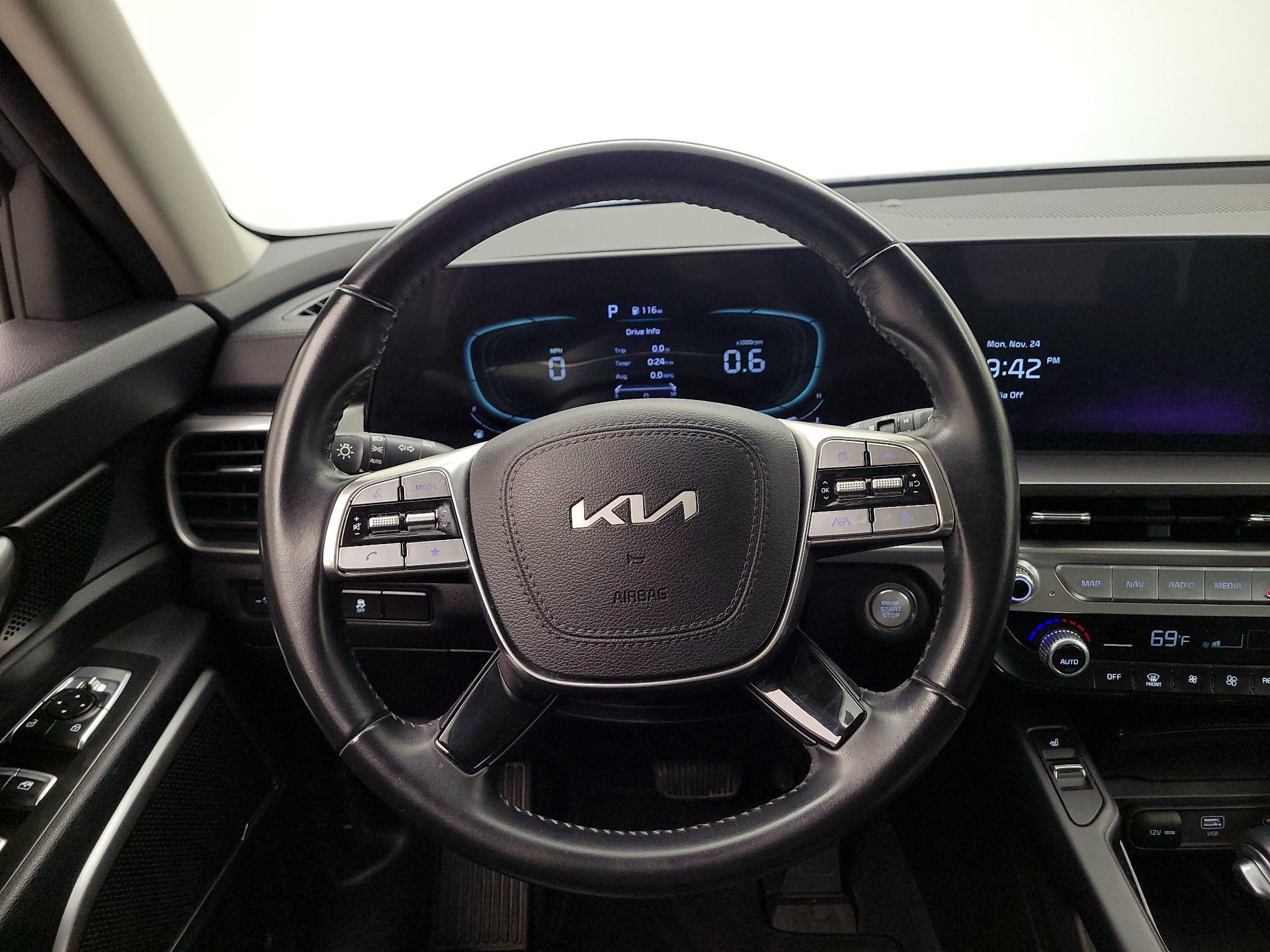 Thumbnail: 2023 Kia Telluride - 10