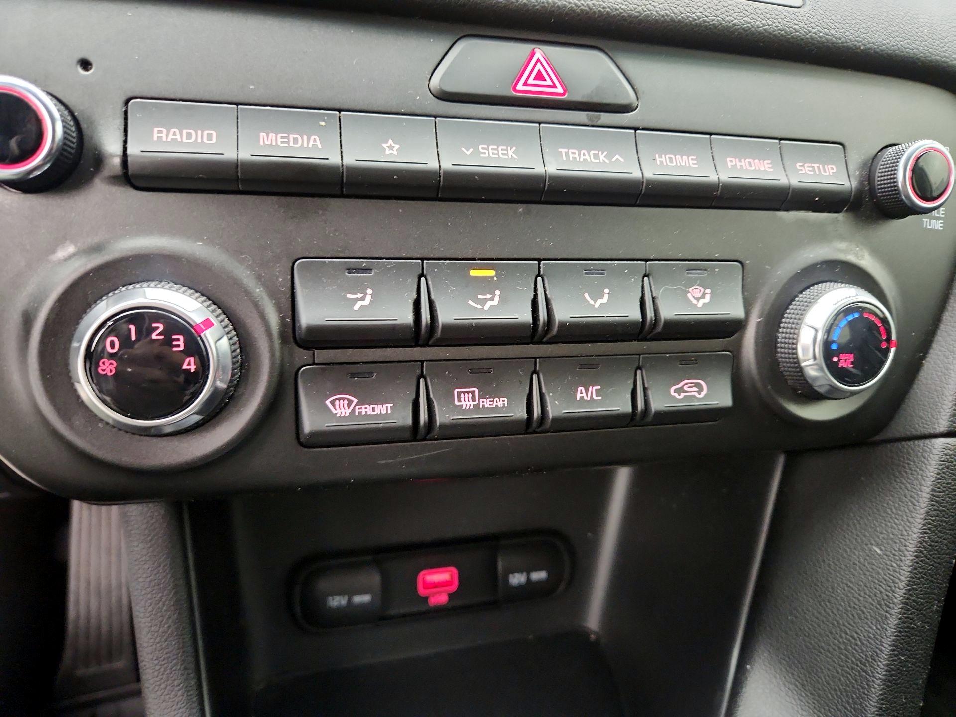 Thumbnail: 2021 Kia Sportage - 16