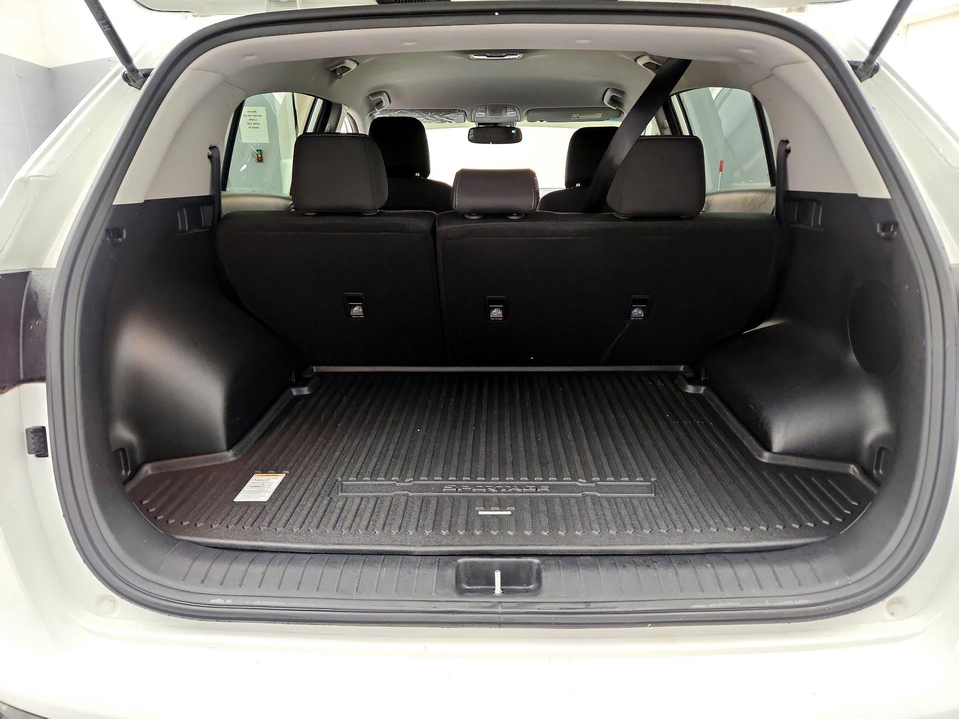 Thumbnail: 2021 Kia Sportage - 20