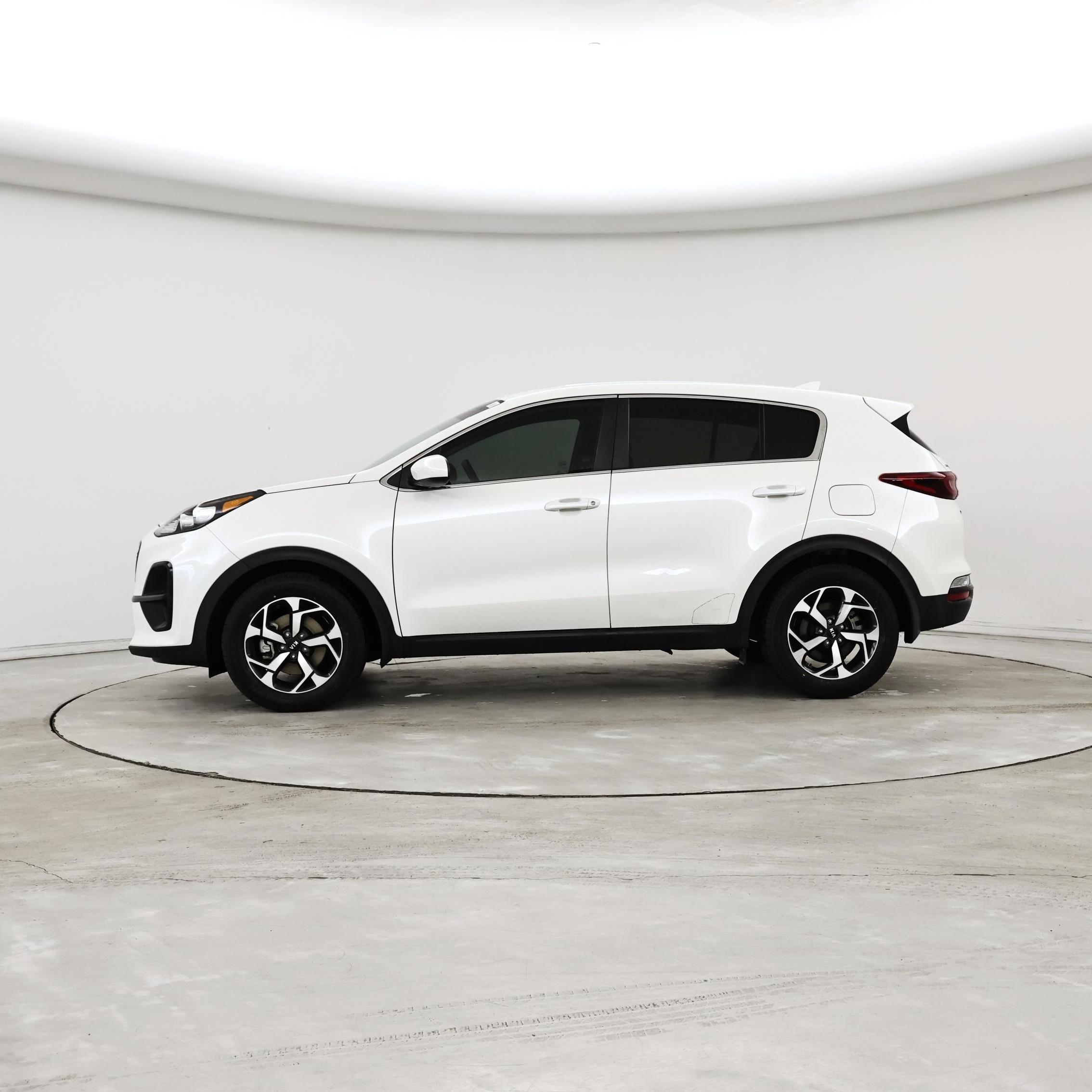 Thumbnail: 2021 Kia Sportage - 3