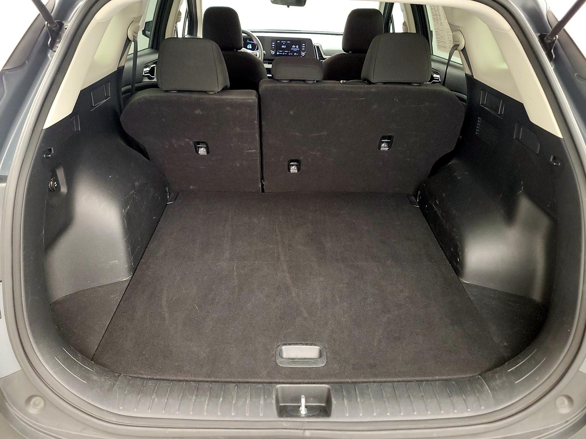 Thumbnail: 2023 Kia Sportage - 20