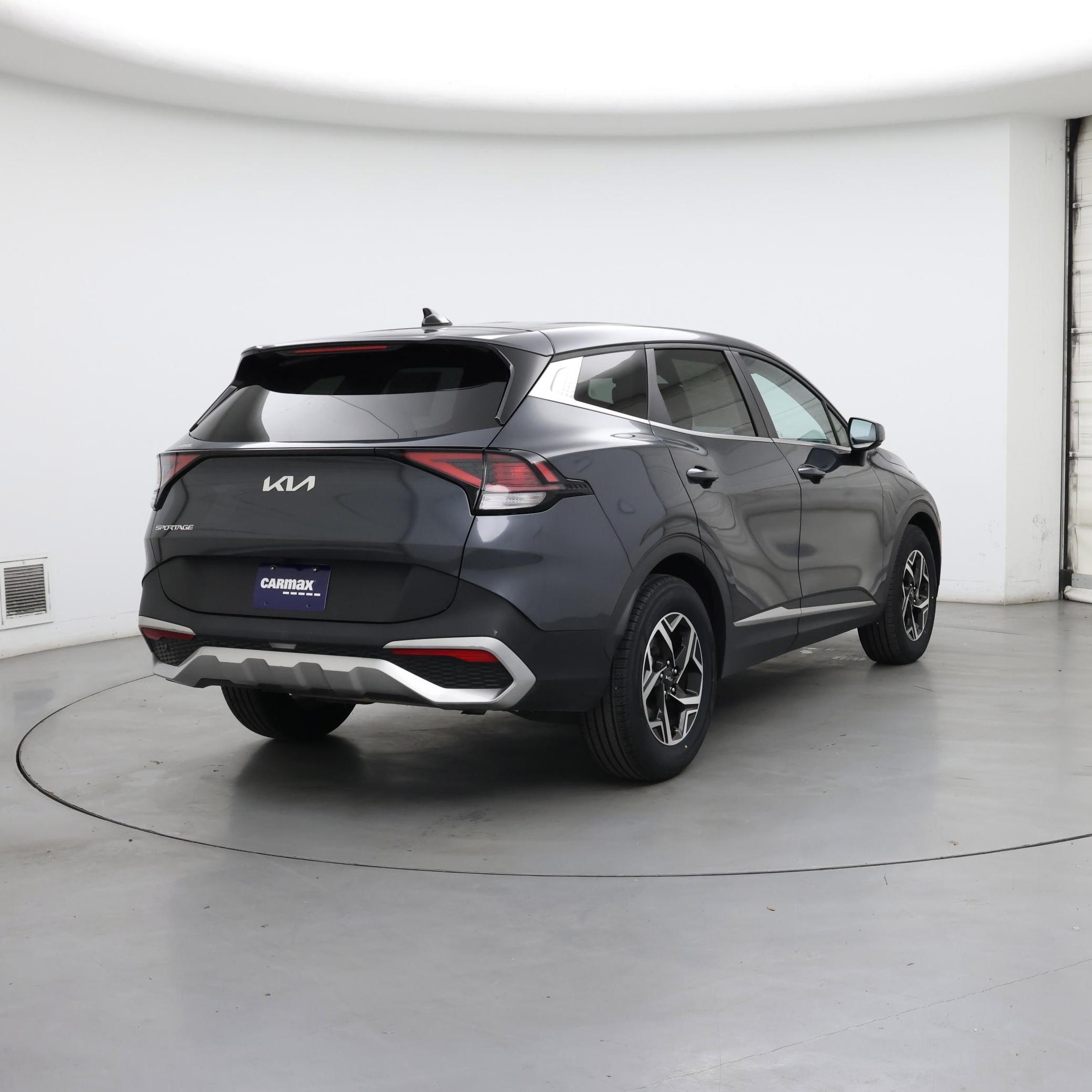 Thumbnail: 2023 Kia Sportage - 8