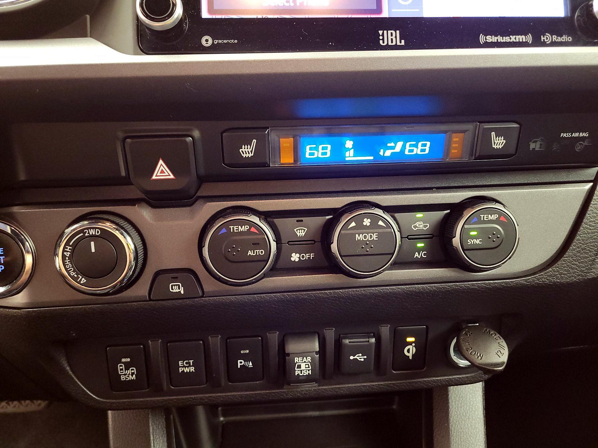 Thumbnail: 2021 Toyota Tacoma - 14