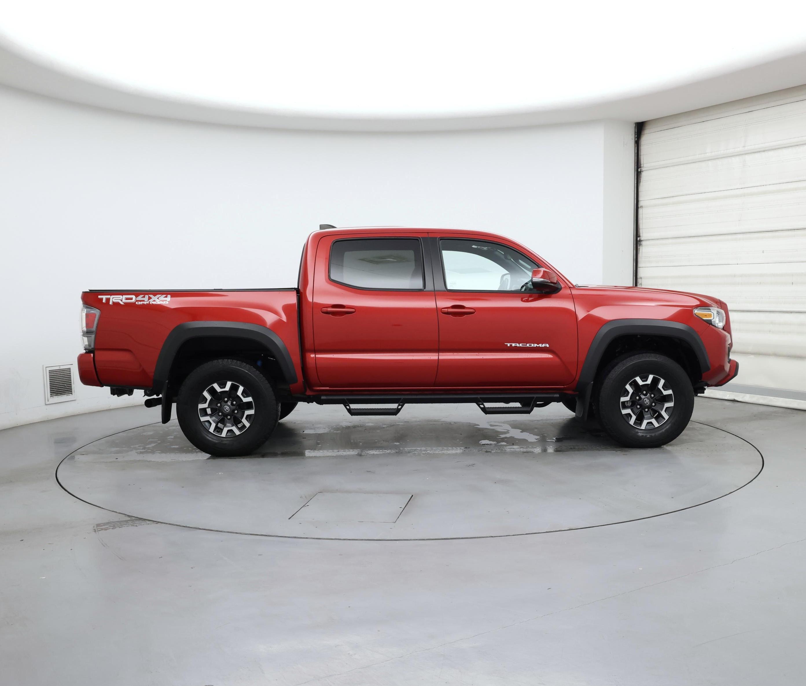 Thumbnail: 2021 Toyota Tacoma - 7