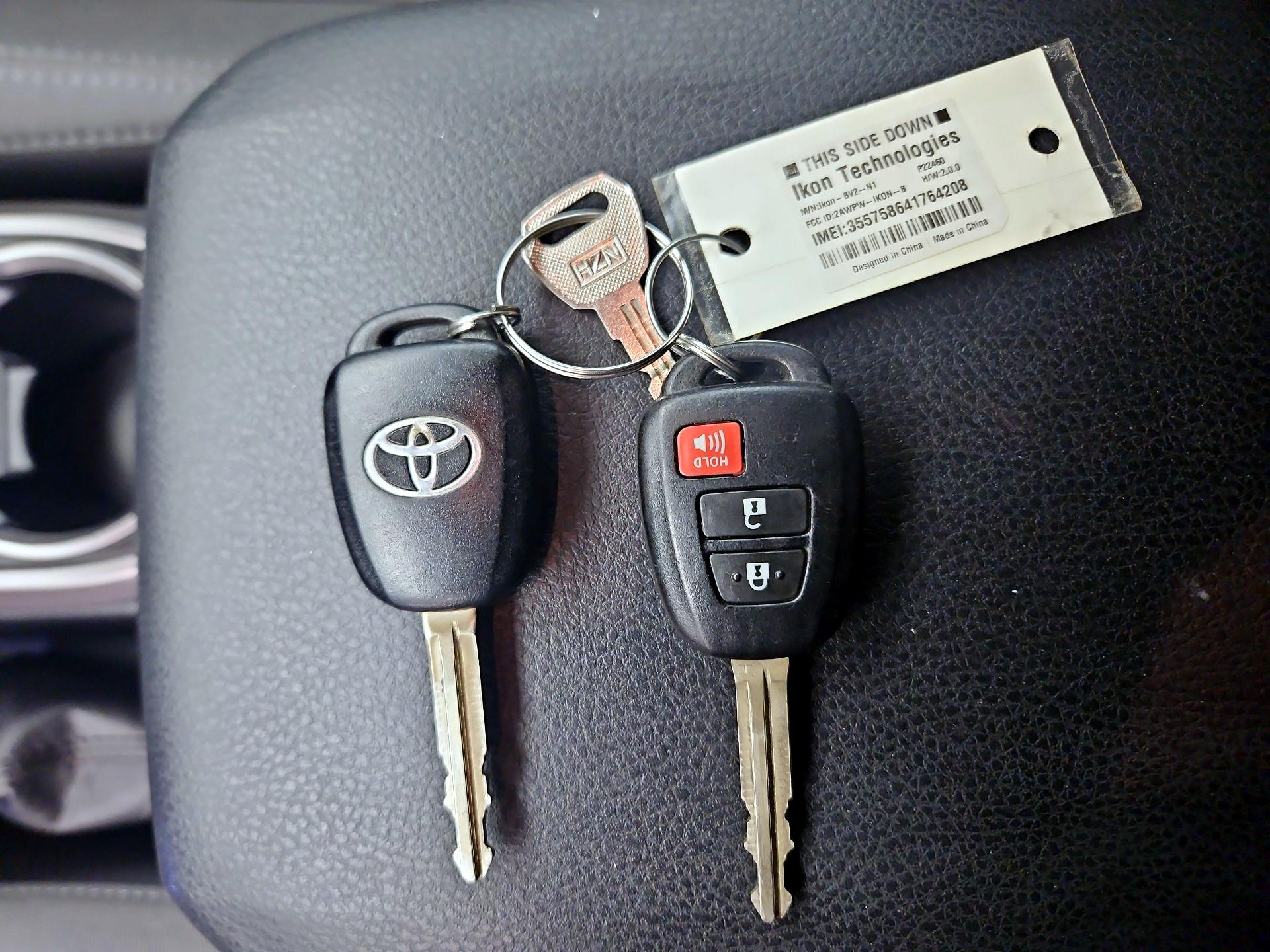 Thumbnail: 2022 Toyota Tacoma - 20