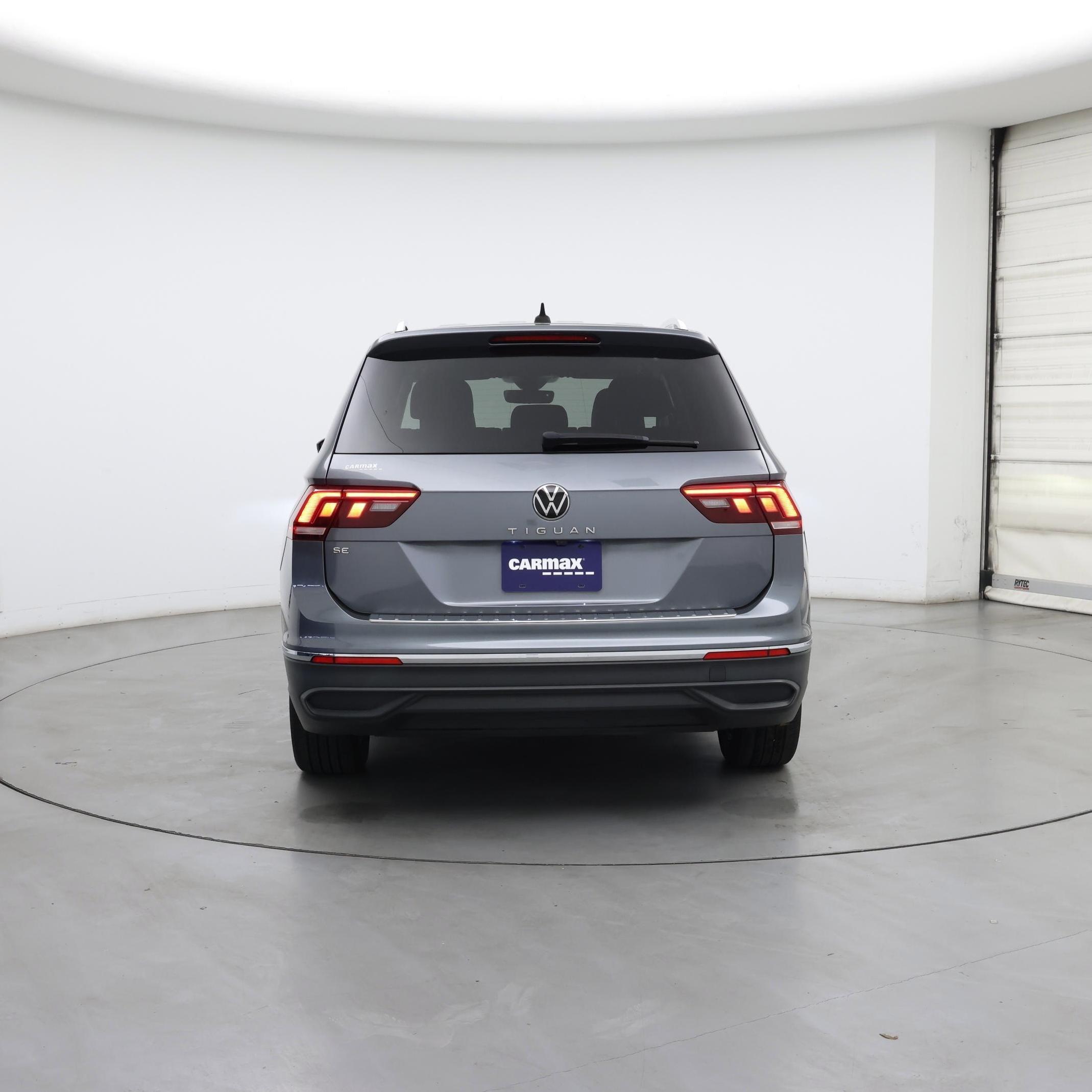 Thumbnail: 2022 Volkswagen Tiguan - 6