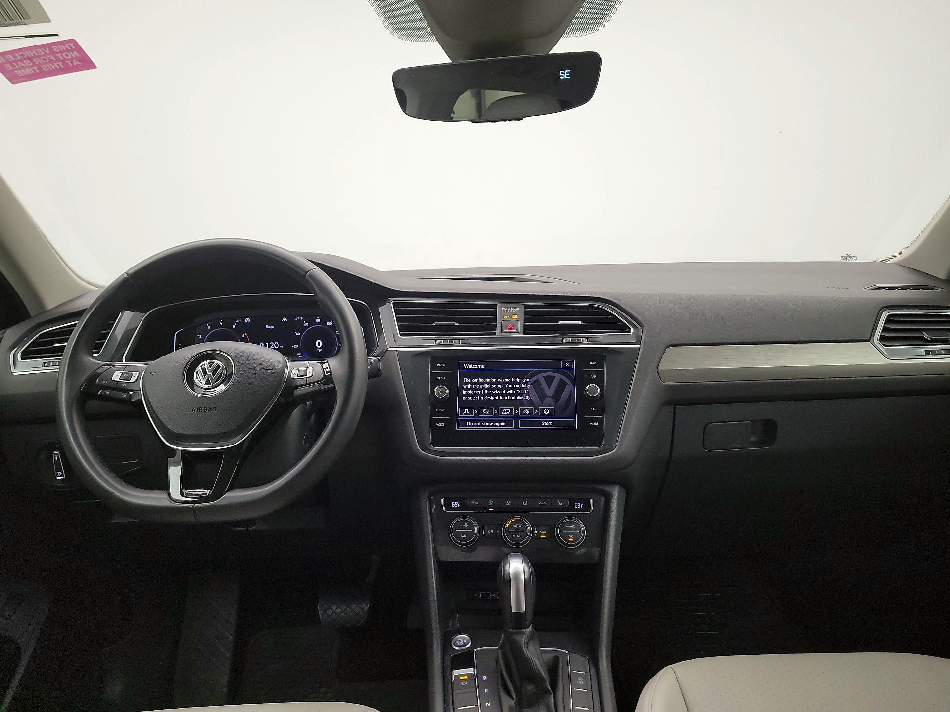 Thumbnail: 2020 Volkswagen Tiguan - 9