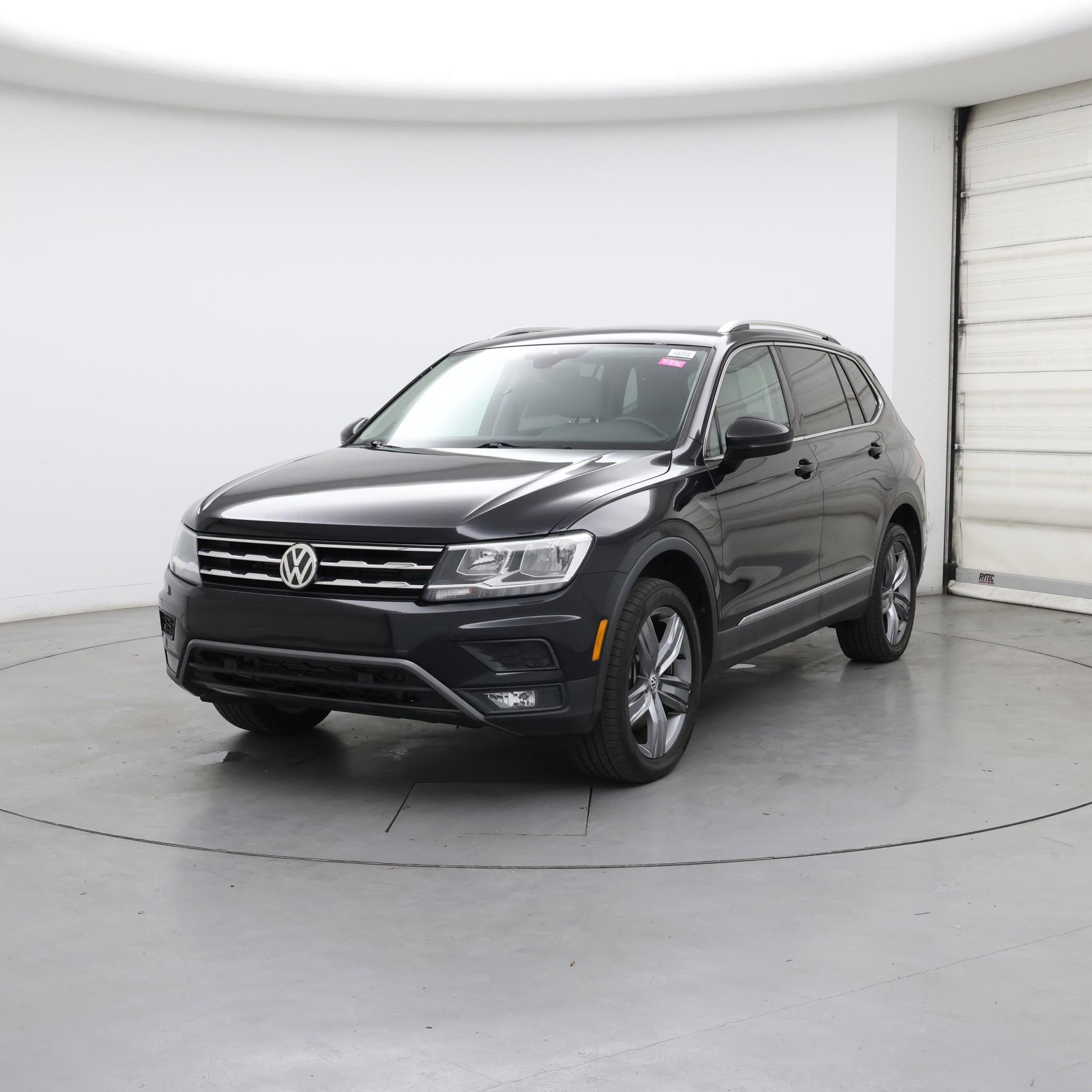 Thumbnail: 2020 Volkswagen Tiguan - 4