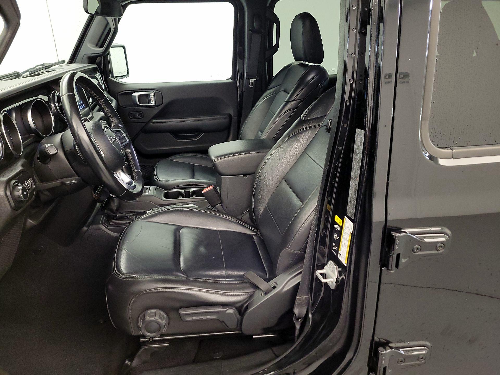 Thumbnail: 2021 Jeep Wrangler - 11