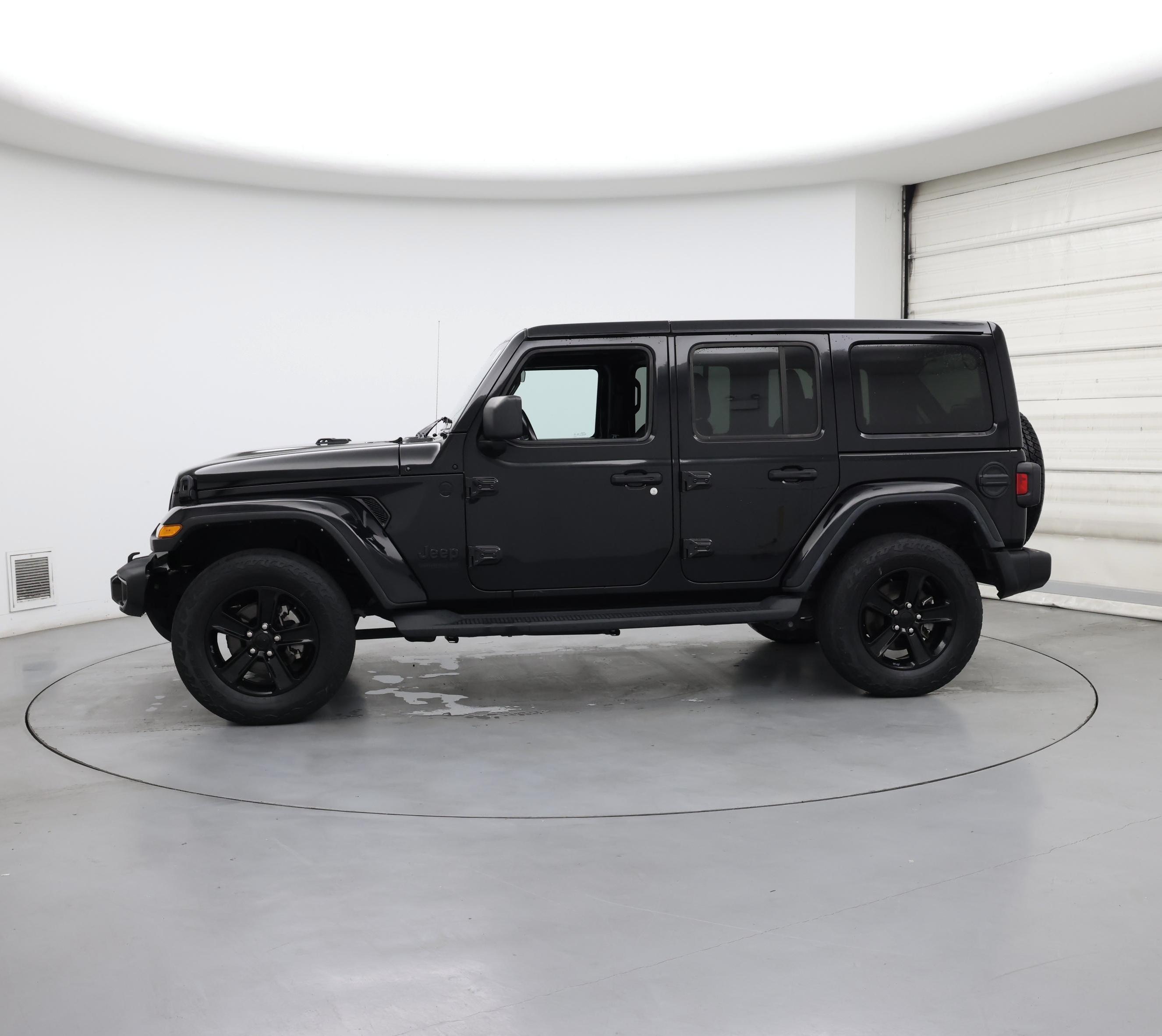 Thumbnail: 2021 Jeep Wrangler - 3