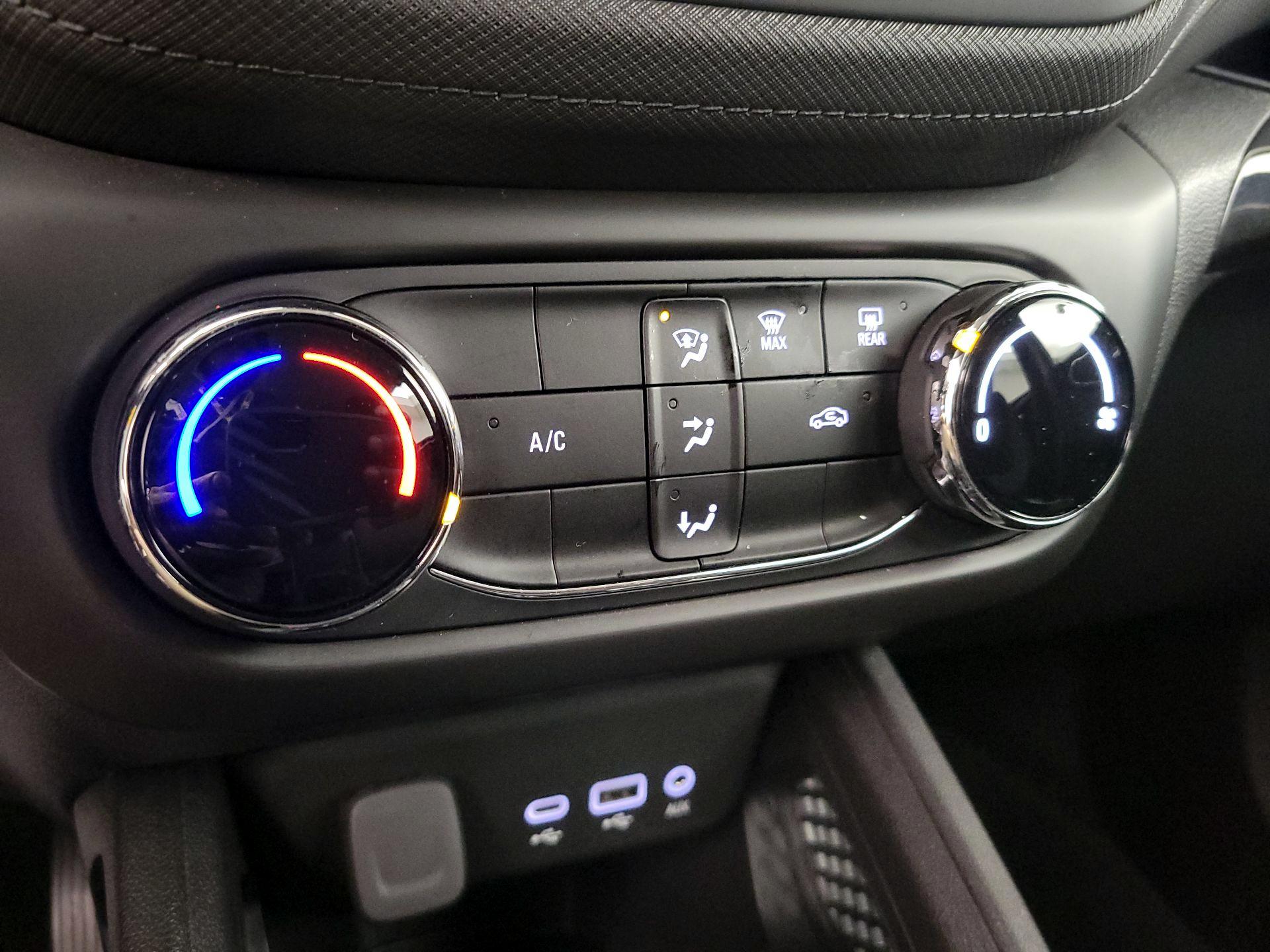 Thumbnail: 2021 Chevrolet TrailBlazer - 16