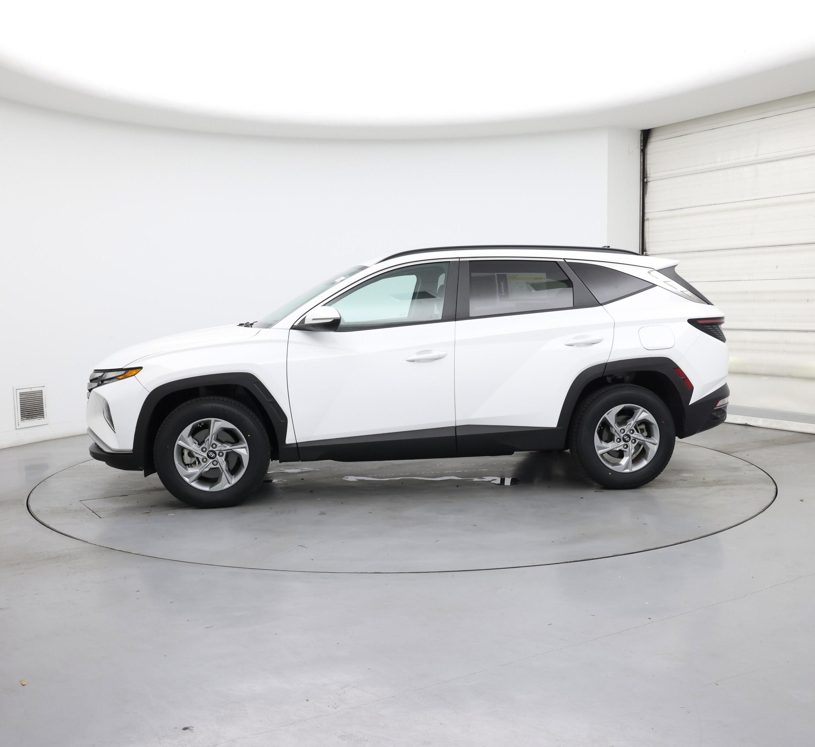 Thumbnail: 2023 Hyundai Tucson - 3