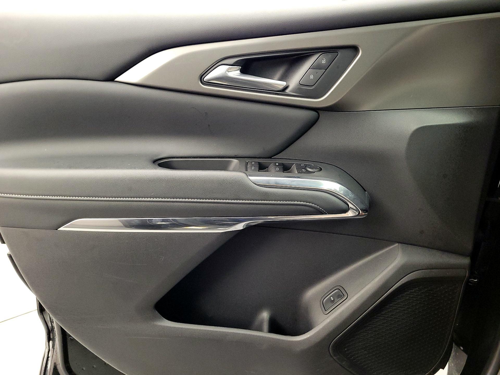 Thumbnail: 2025 Chevrolet Traverse - 12