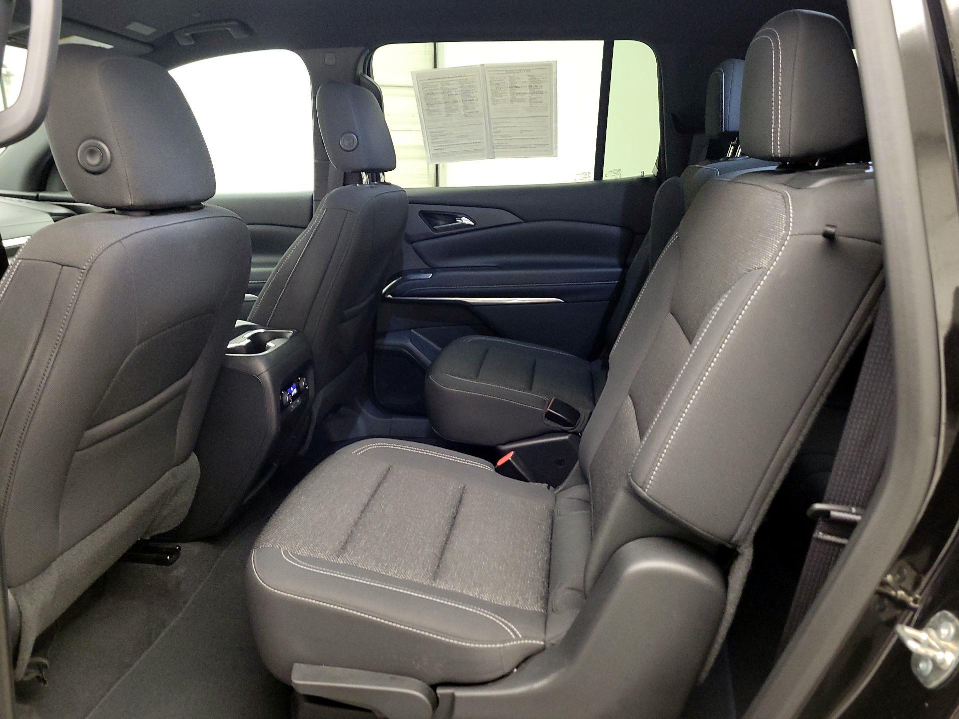 Thumbnail: 2025 Chevrolet Traverse - 19