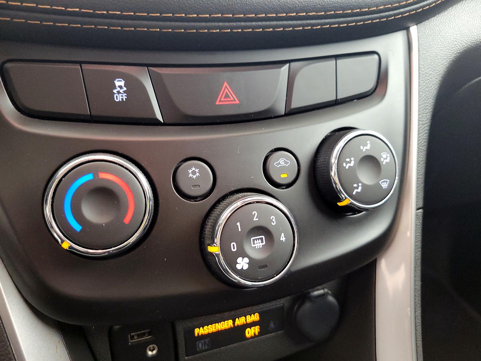 Thumbnail: 2020 Chevrolet Trax - 16