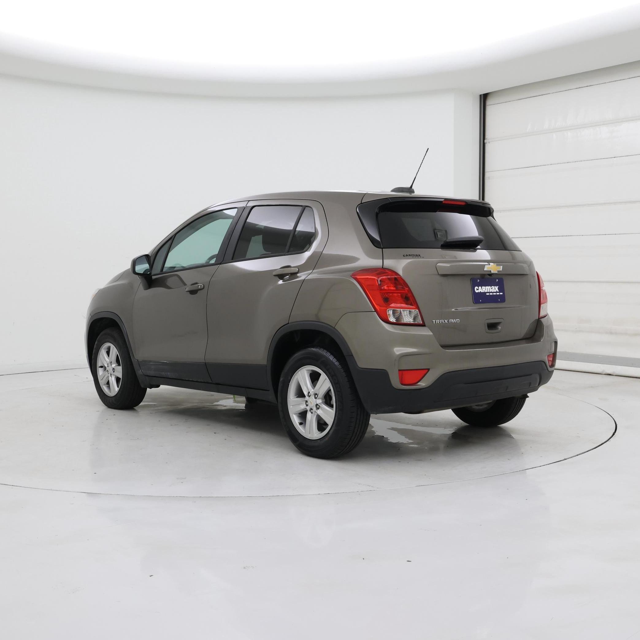 Thumbnail: 2020 Chevrolet Trax - 2