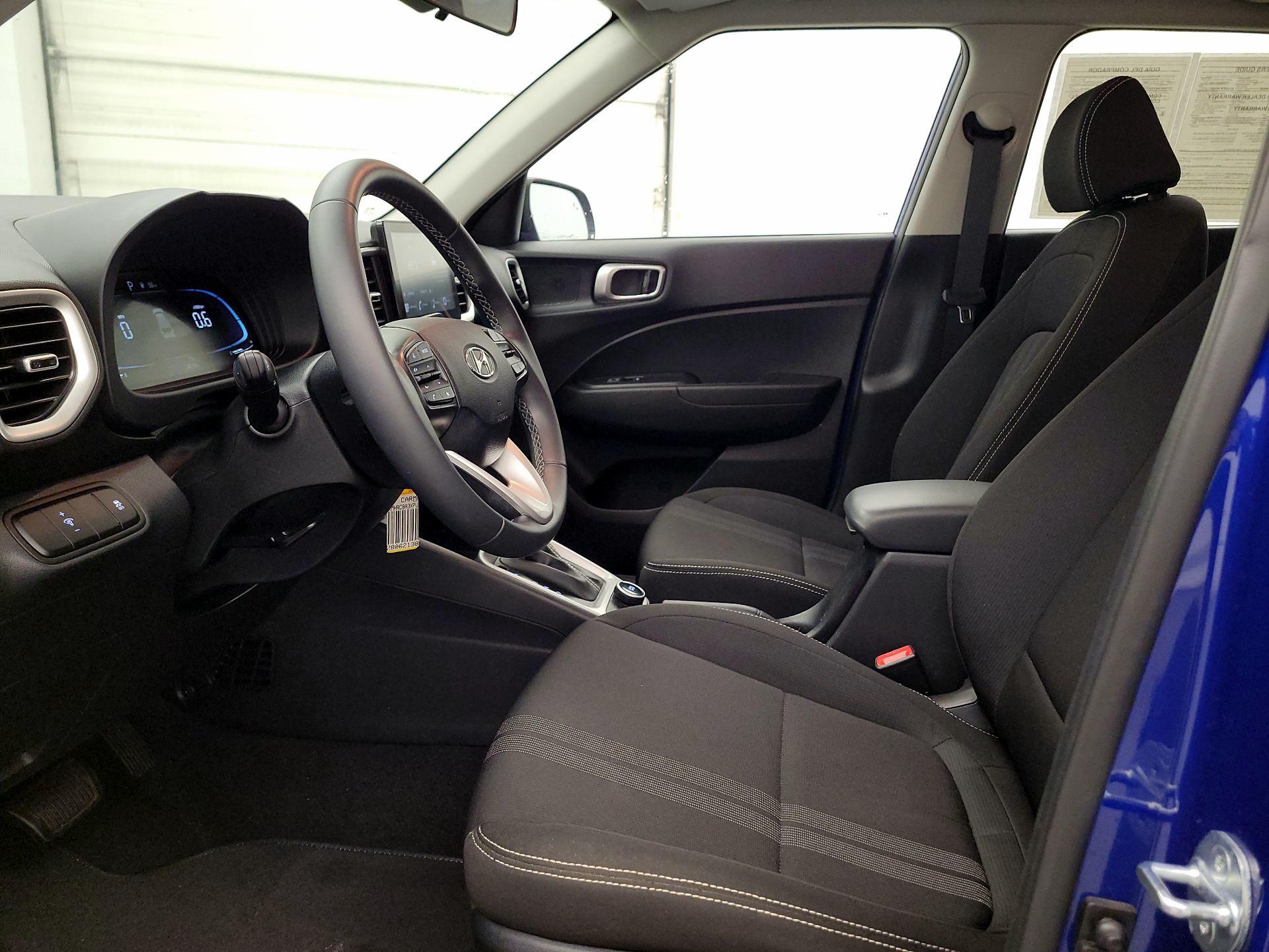 Thumbnail: 2023 Hyundai Venue - 11