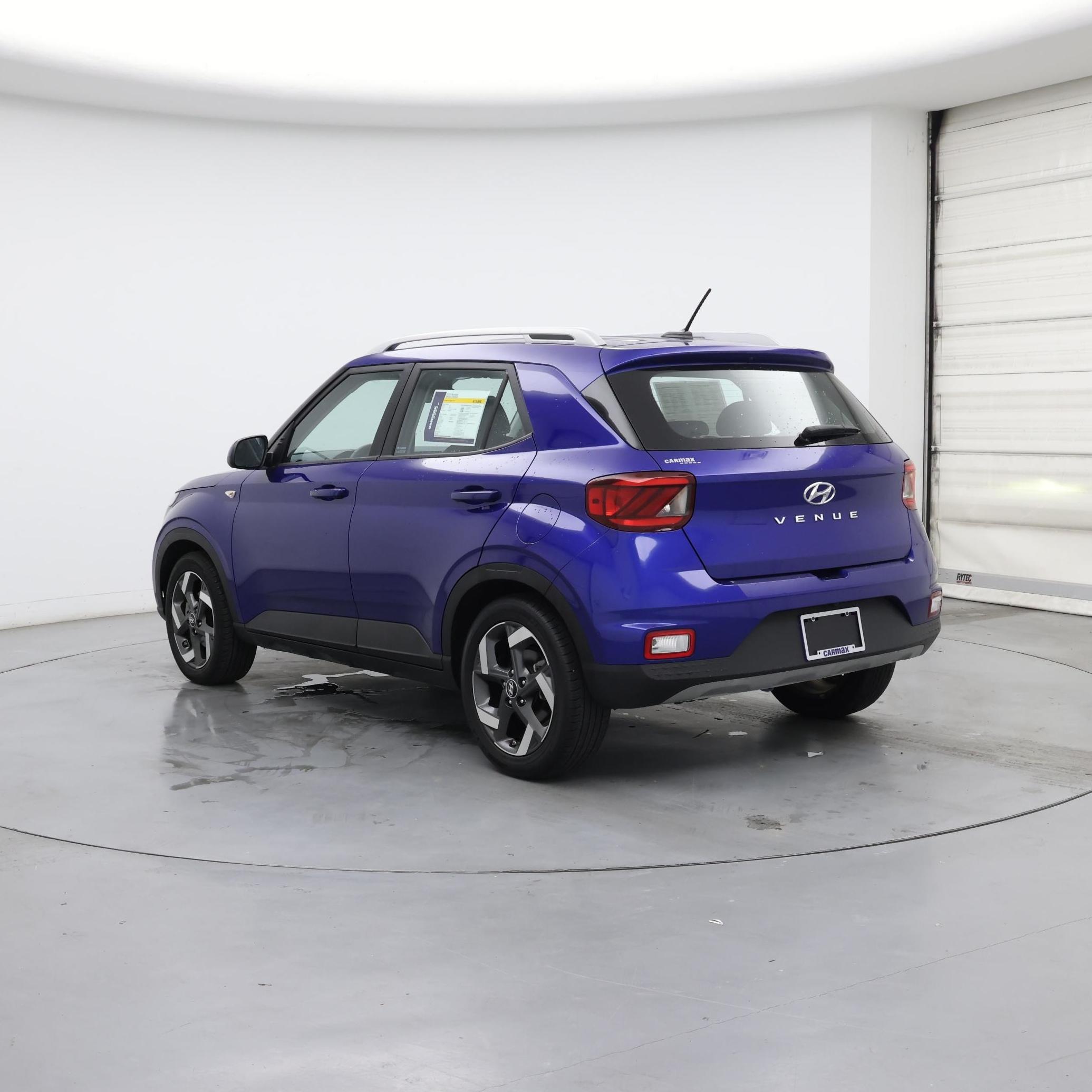 Thumbnail: 2023 Hyundai Venue - 2