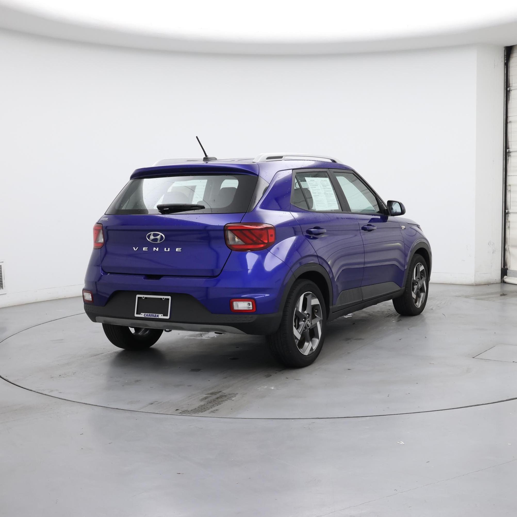 Thumbnail: 2023 Hyundai Venue - 8