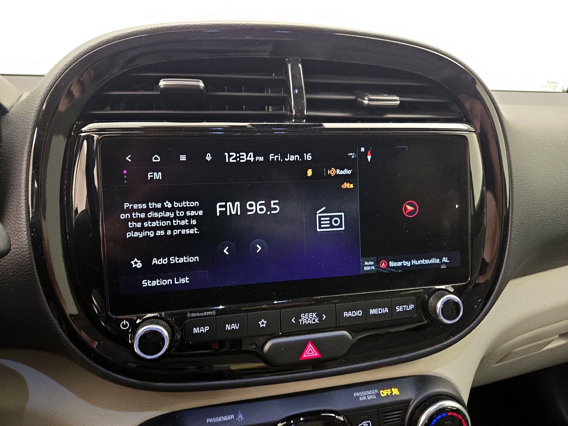 Thumbnail: 2023 Kia Soul - 16