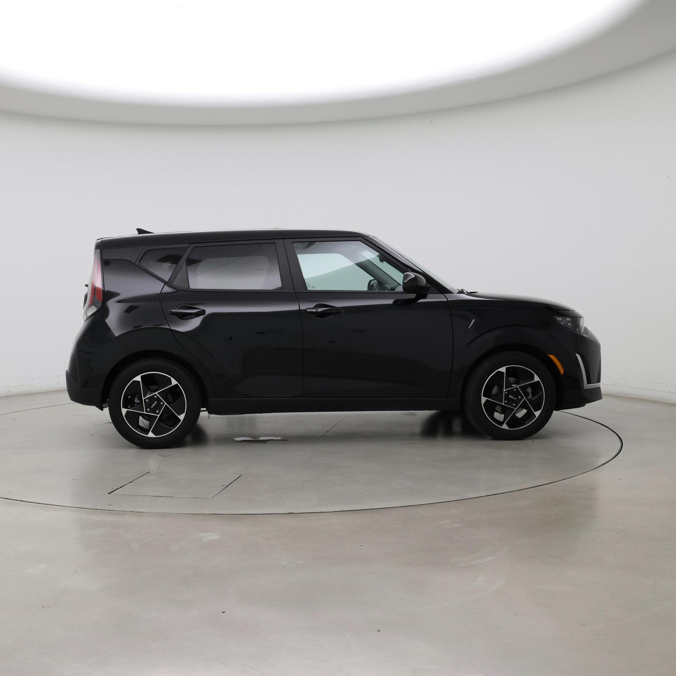 Thumbnail: 2023 Kia Soul - 7