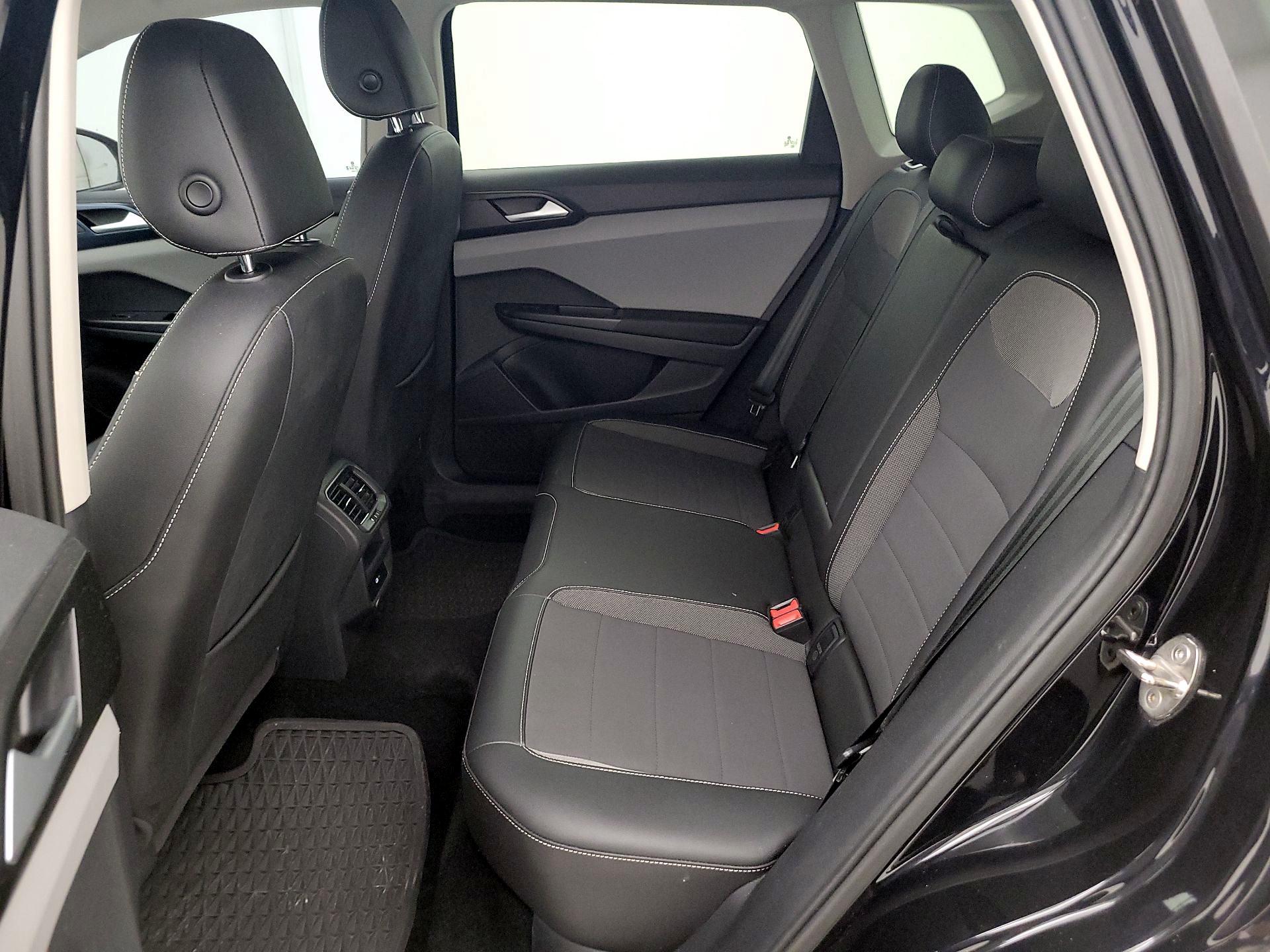 Thumbnail: 2023 Volkswagen Taos - 19