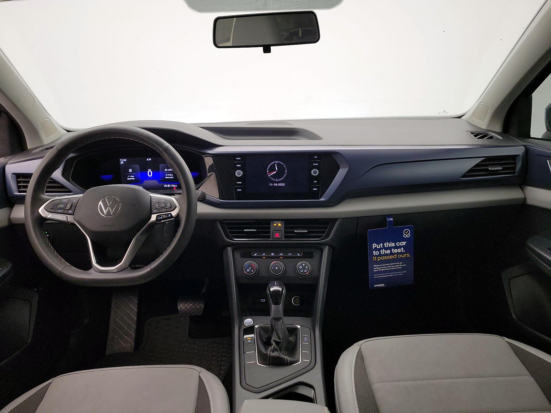 Thumbnail: 2022 Volkswagen Taos - 9