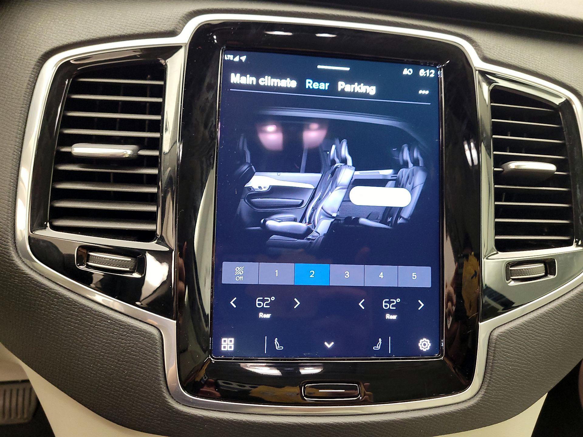 Thumbnail: 2024 Volvo XC90 - 14