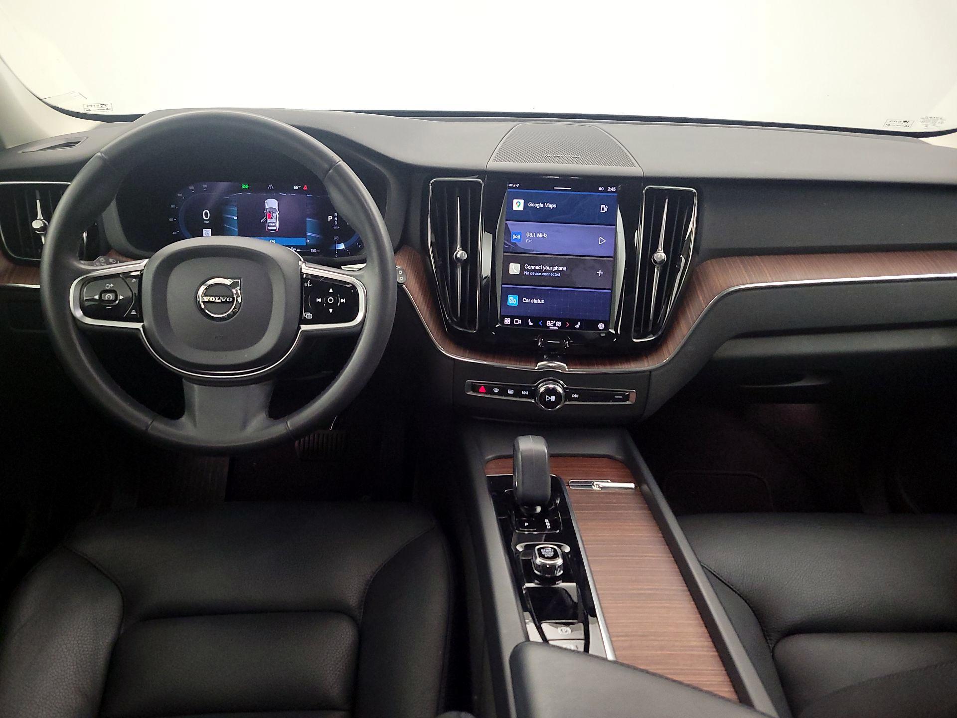 Thumbnail: 2023 Volvo XC60 - 9