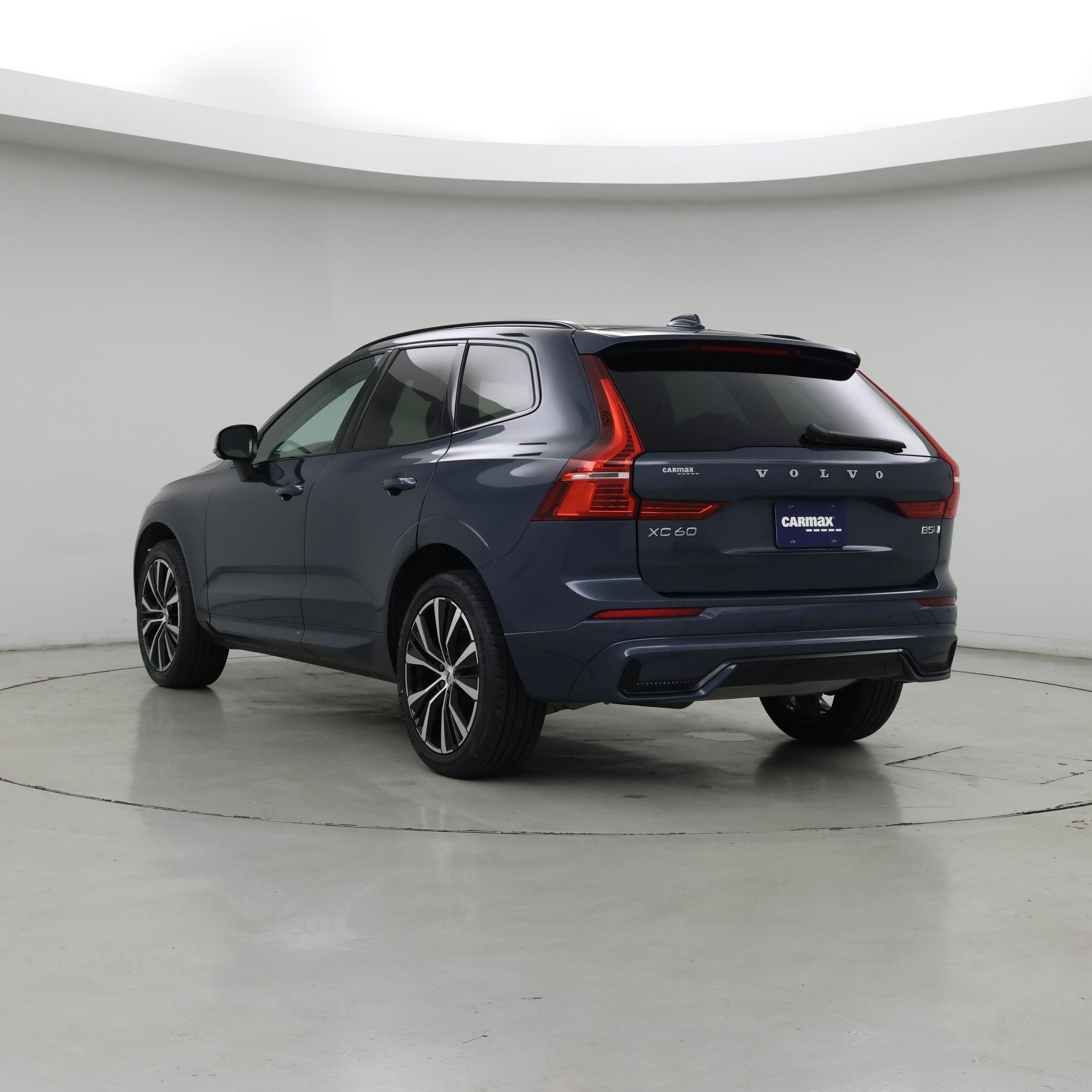 Thumbnail: 2023 Volvo XC60 - 2