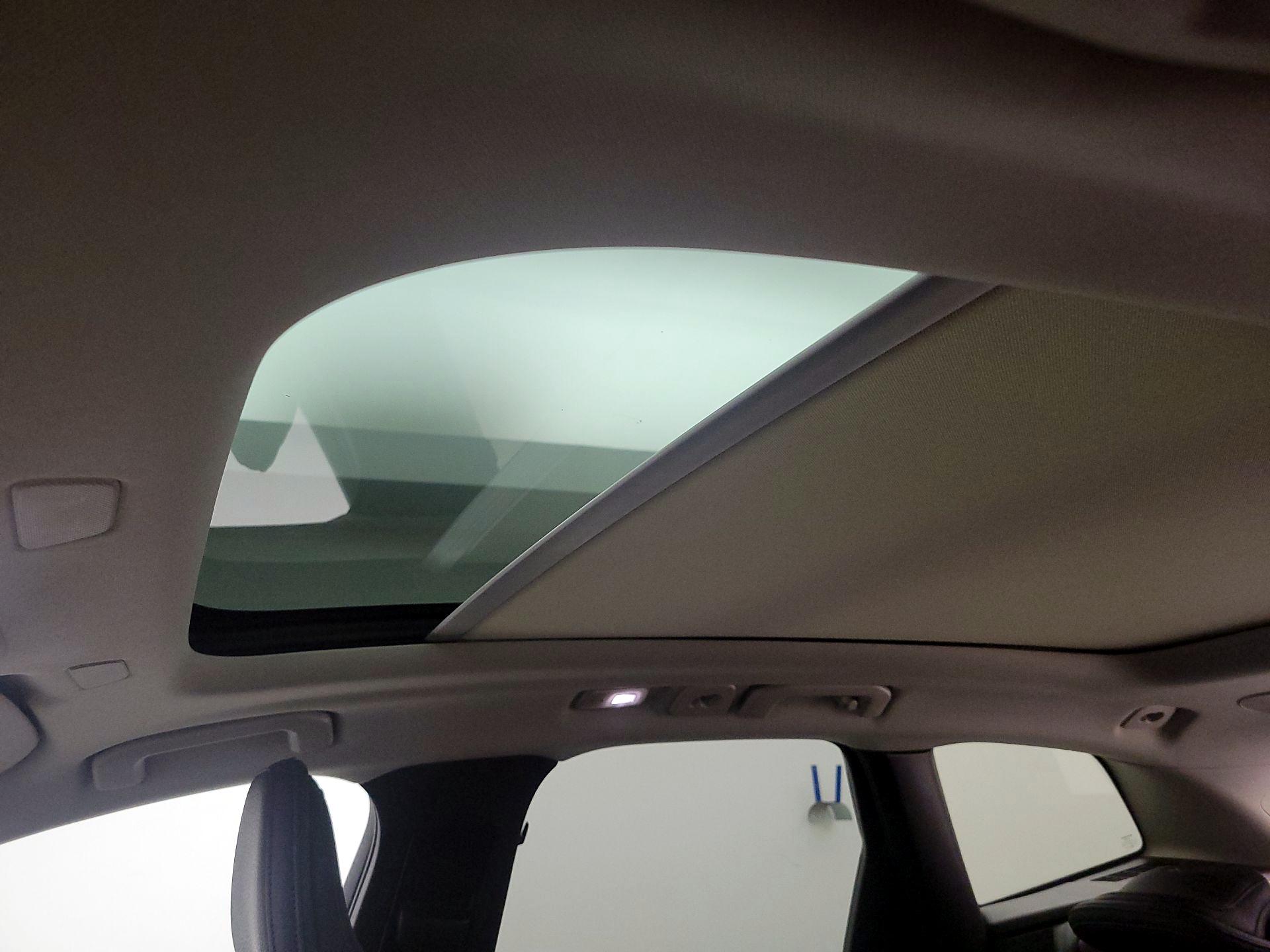 Thumbnail: 2023 Volvo XC60 - 20