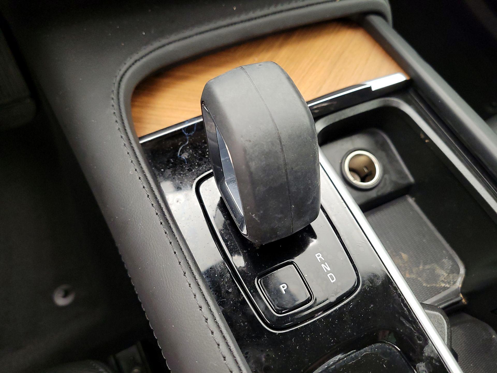 Thumbnail: 2024 Volvo XC90 - 17